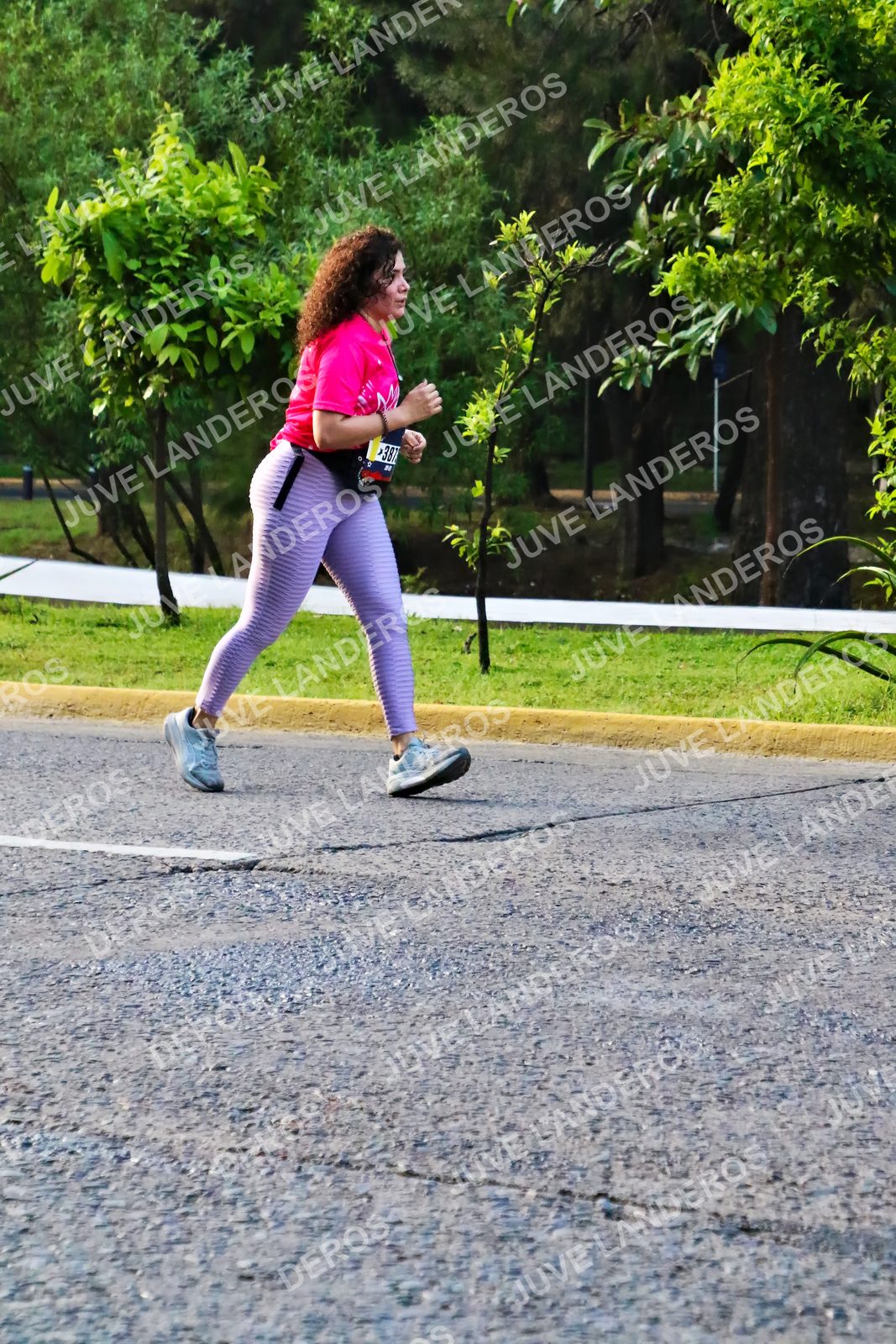 Foto de la CARRERA BIMBO GLOBAL RACE GUADALAJARA en Centro Comercial Andares, Blvd. Puerta de Hierro 4965, Zapopan a las 07:40