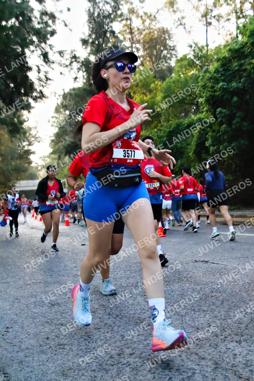 Foto de la CARRERA BIMBO GLOBAL RACE GUADALAJARA en Centro Comercial Andares, Blvd. Puerta de Hierro 4965, Zapopan a las 06:57 · dorsal 3577, 2821