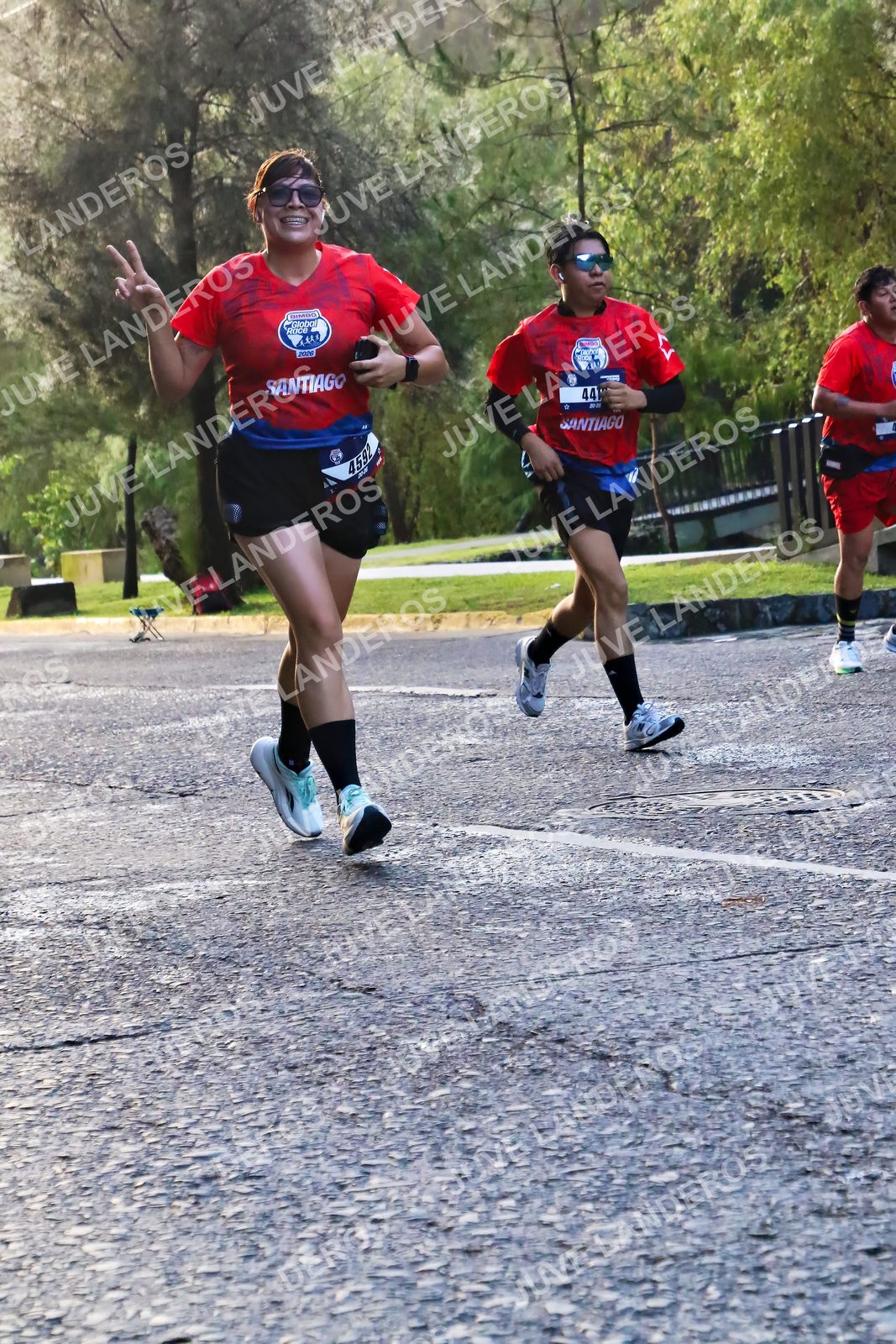 Foto de la CARRERA BIMBO GLOBAL RACE GUADALAJARA en Centro Comercial Andares, Blvd. Puerta de Hierro 4965, Zapopan a las 07:37 · dorsal 44