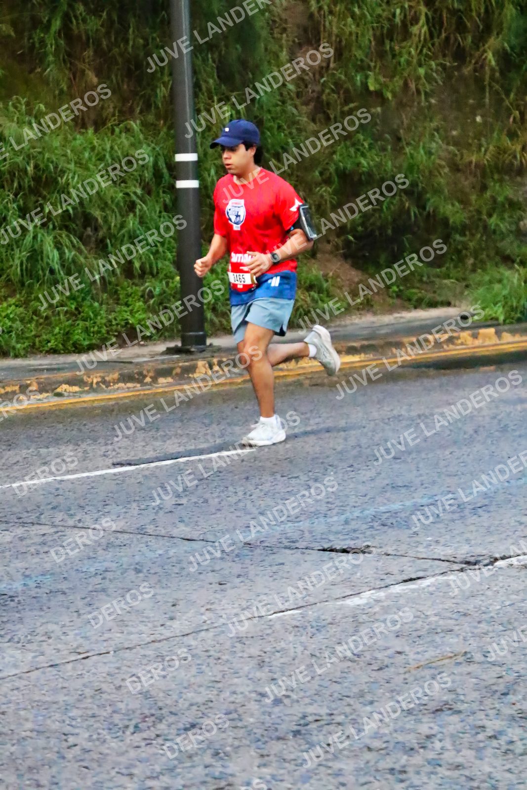 Foto de la CARRERA BIMBO GLOBAL RACE GUADALAJARA en Centro Comercial Andares, Blvd. Puerta de Hierro 4965, Zapopan a las 04:55 · dorsal 3465