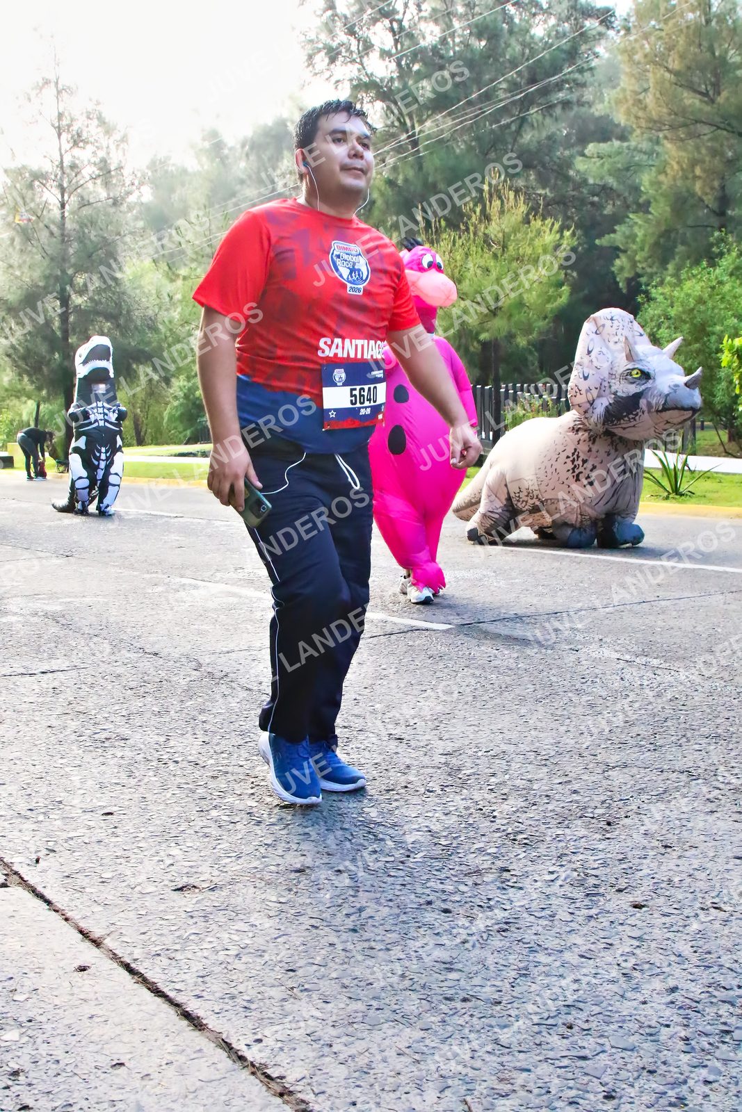 Foto de la CARRERA BIMBO GLOBAL RACE GUADALAJARA en Centro Comercial Andares, Blvd. Puerta de Hierro 4965, Zapopan a las 07:44 · dorsal 5640