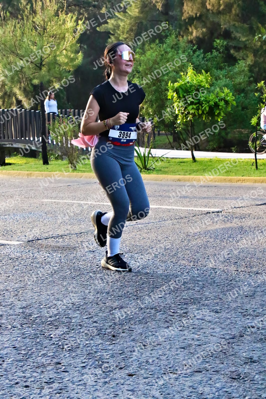 Foto de la CARRERA BIMBO GLOBAL RACE GUADALAJARA en Centro Comercial Andares, Blvd. Puerta de Hierro 4965, Zapopan a las 07:33 · dorsal 3994