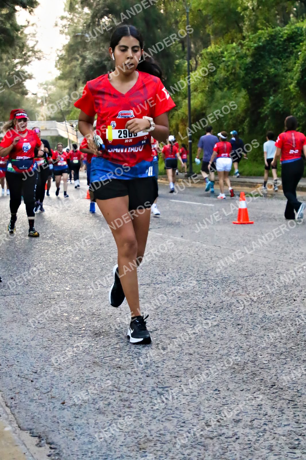 Foto de la CARRERA BIMBO GLOBAL RACE GUADALAJARA en Centro Comercial Andares, Blvd. Puerta de Hierro 4965, Zapopan a las 07:03