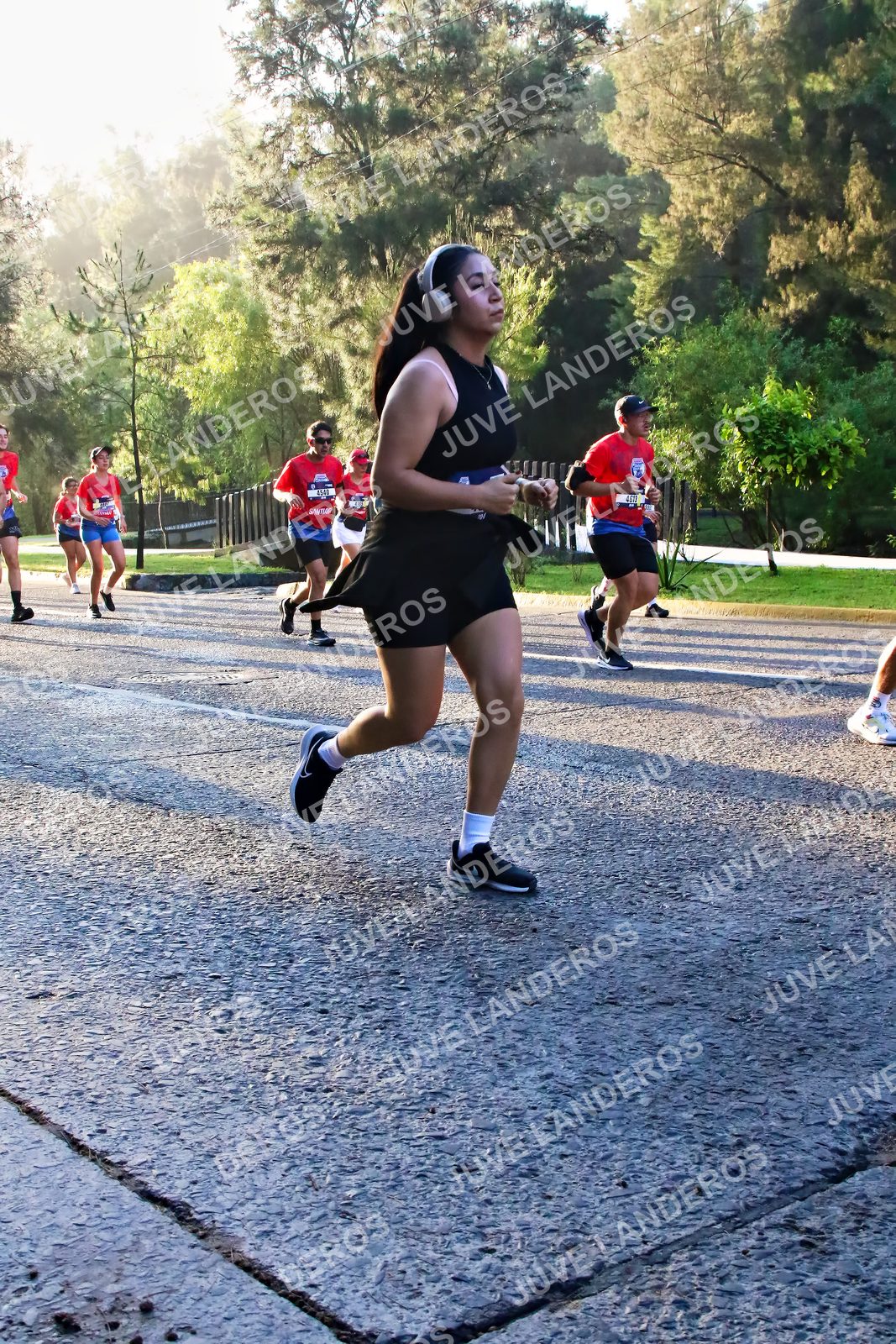 Foto de la CARRERA BIMBO GLOBAL RACE GUADALAJARA en Centro Comercial Andares, Blvd. Puerta de Hierro 4965, Zapopan a las 07:24