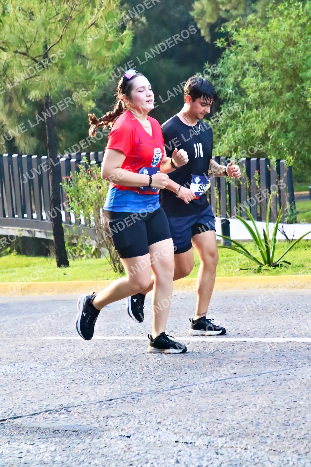 Foto de la CARRERA BIMBO GLOBAL RACE GUADALAJARA en Centro Comercial Andares, Blvd. Puerta de Hierro 4965, Zapopan a las 07:36 · dorsal 5523