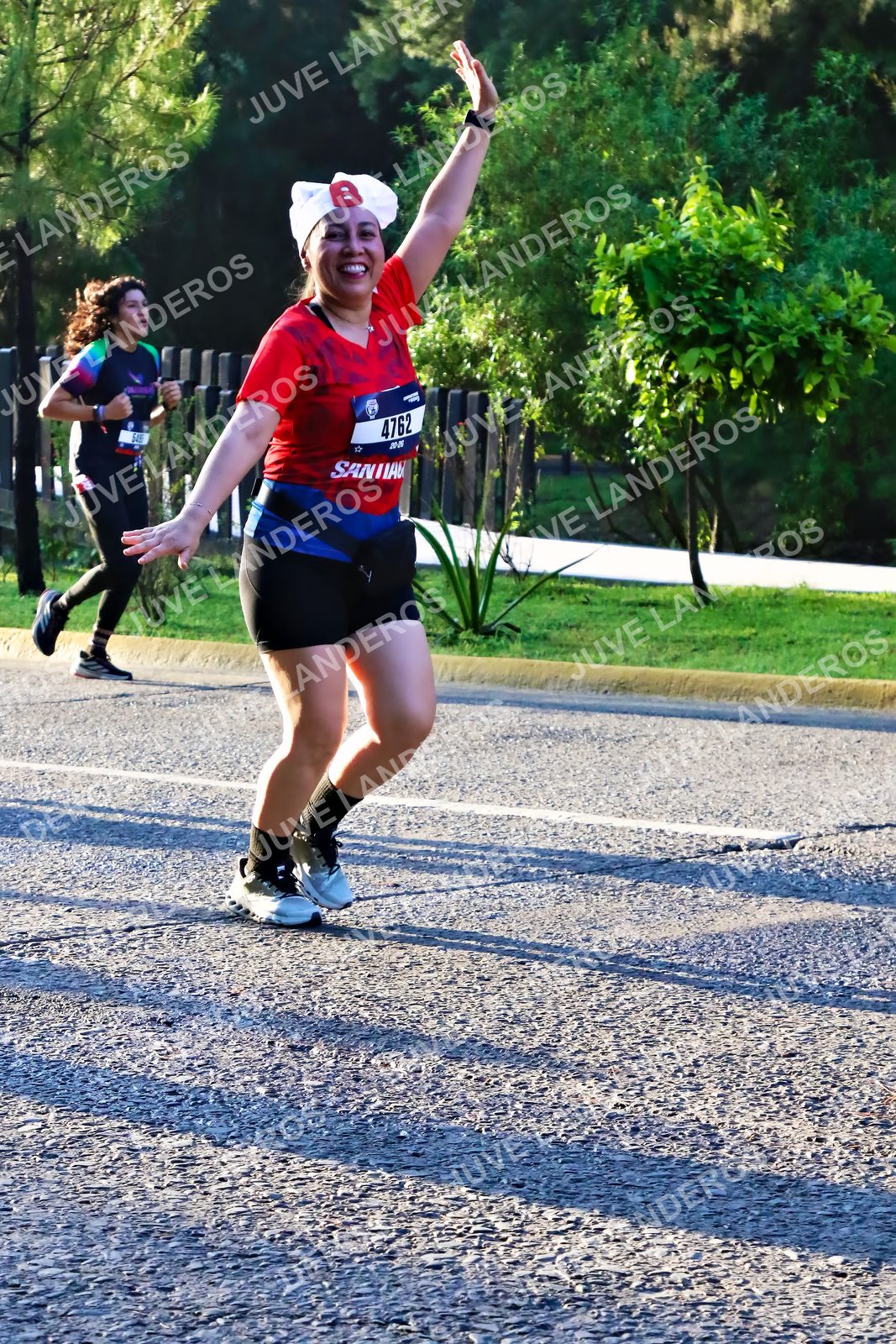 Foto de la CARRERA BIMBO GLOBAL RACE GUADALAJARA en Centro Comercial Andares, Blvd. Puerta de Hierro 4965, Zapopan a las 07:28 · dorsal 4762