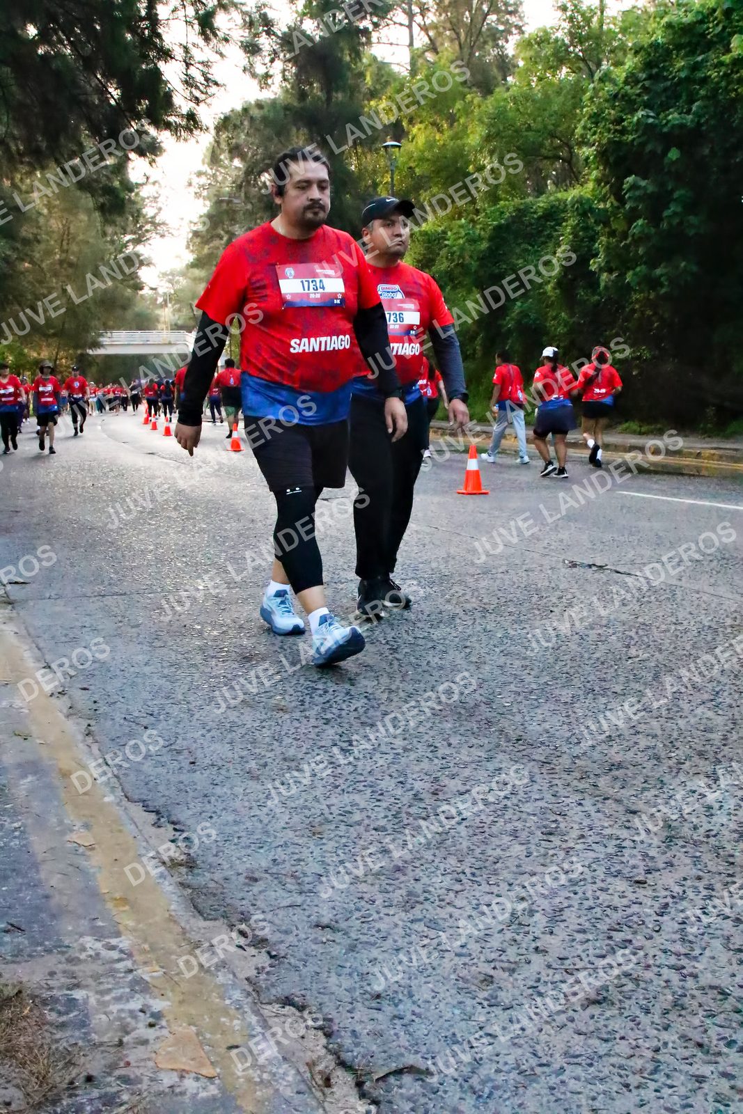 Foto de la CARRERA BIMBO GLOBAL RACE GUADALAJARA en Centro Comercial Andares, Blvd. Puerta de Hierro 4965, Zapopan a las 07:06 · dorsal 1734