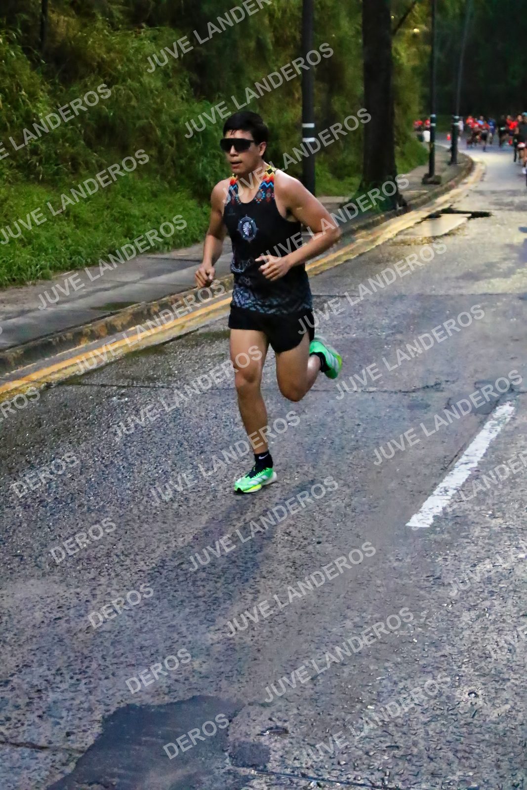 Foto de la CARRERA BIMBO GLOBAL RACE GUADALAJARA en Centro Comercial Andares, Blvd. Puerta de Hierro 4965, Zapopan a las 06:36