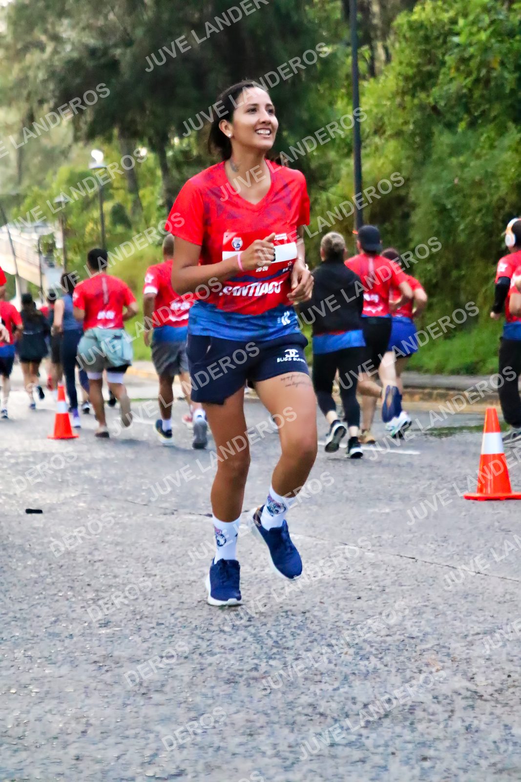 Foto de la CARRERA BIMBO GLOBAL RACE GUADALAJARA en Centro Comercial Andares, Blvd. Puerta de Hierro 4965, Zapopan a las 04:59