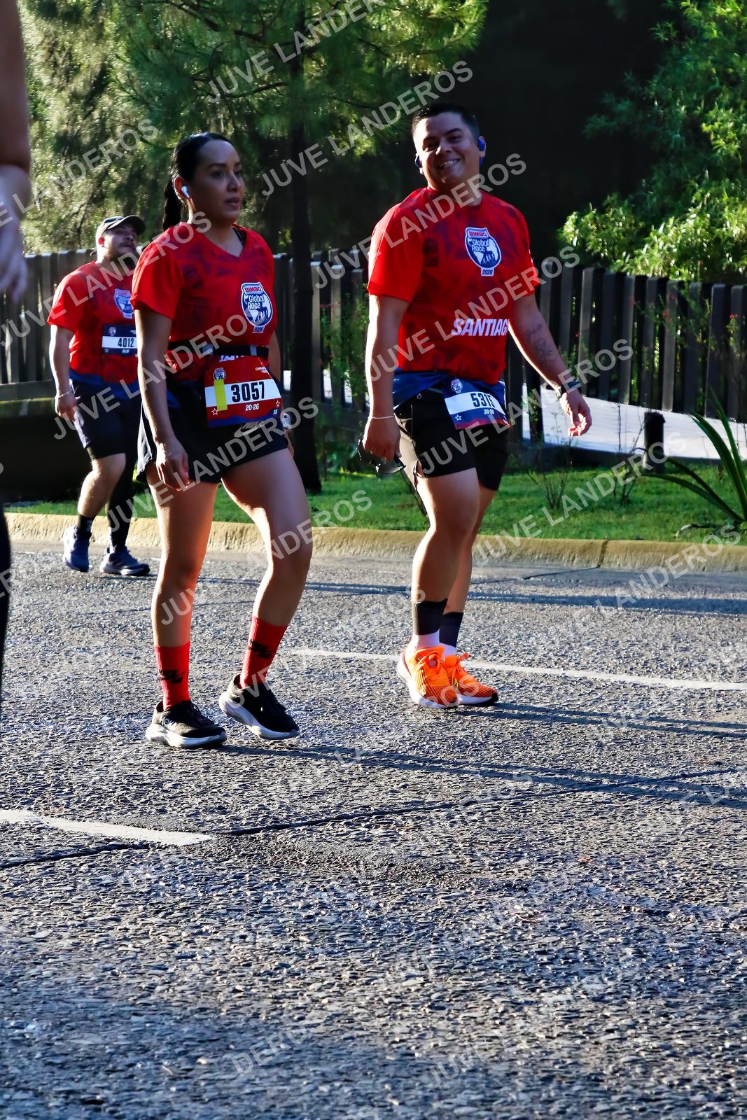 Foto de la CARRERA BIMBO GLOBAL RACE GUADALAJARA en Centro Comercial Andares, Blvd. Puerta de Hierro 4965, Zapopan a las 07:31 · dorsal 3057, 4012