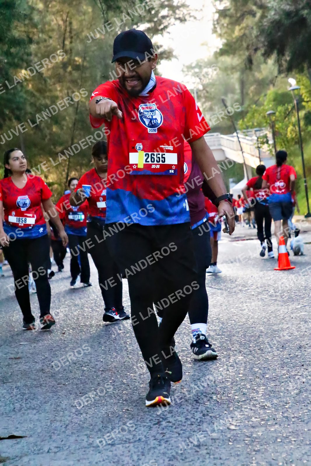 Foto de la CARRERA BIMBO GLOBAL RACE GUADALAJARA en Centro Comercial Andares, Blvd. Puerta de Hierro 4965, Zapopan a las 07:08 · dorsal 2655, 1858