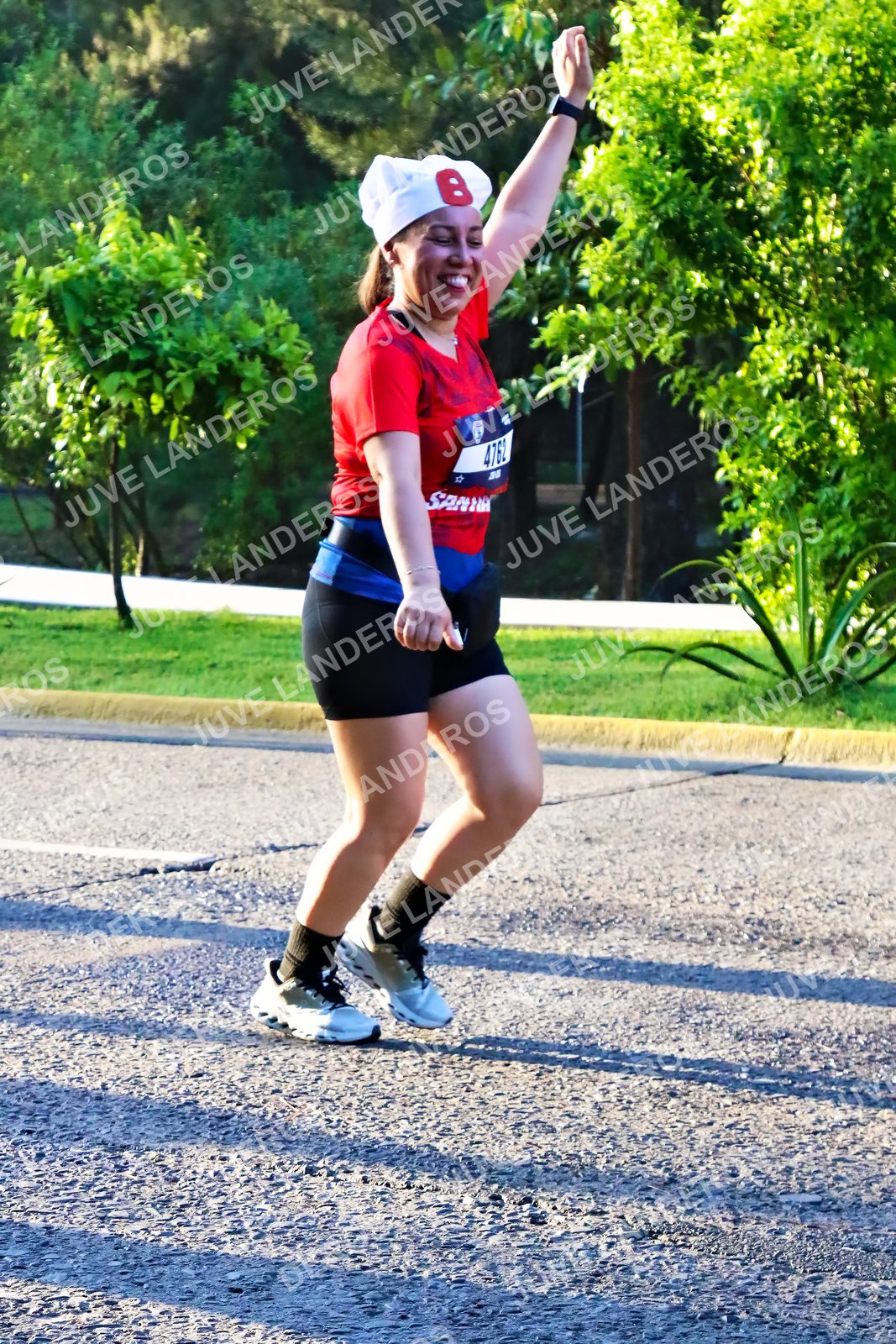 Foto de la CARRERA BIMBO GLOBAL RACE GUADALAJARA en Centro Comercial Andares, Blvd. Puerta de Hierro 4965, Zapopan a las 07:28 · dorsal 4762