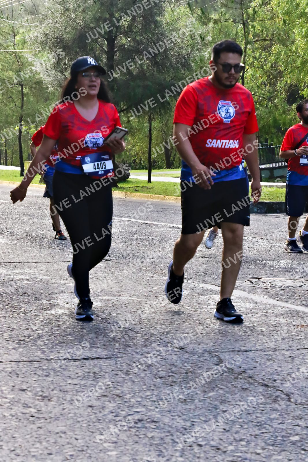 Foto de la CARRERA BIMBO GLOBAL RACE GUADALAJARA en Centro Comercial Andares, Blvd. Puerta de Hierro 4965, Zapopan a las 07:44 · dorsal 4409