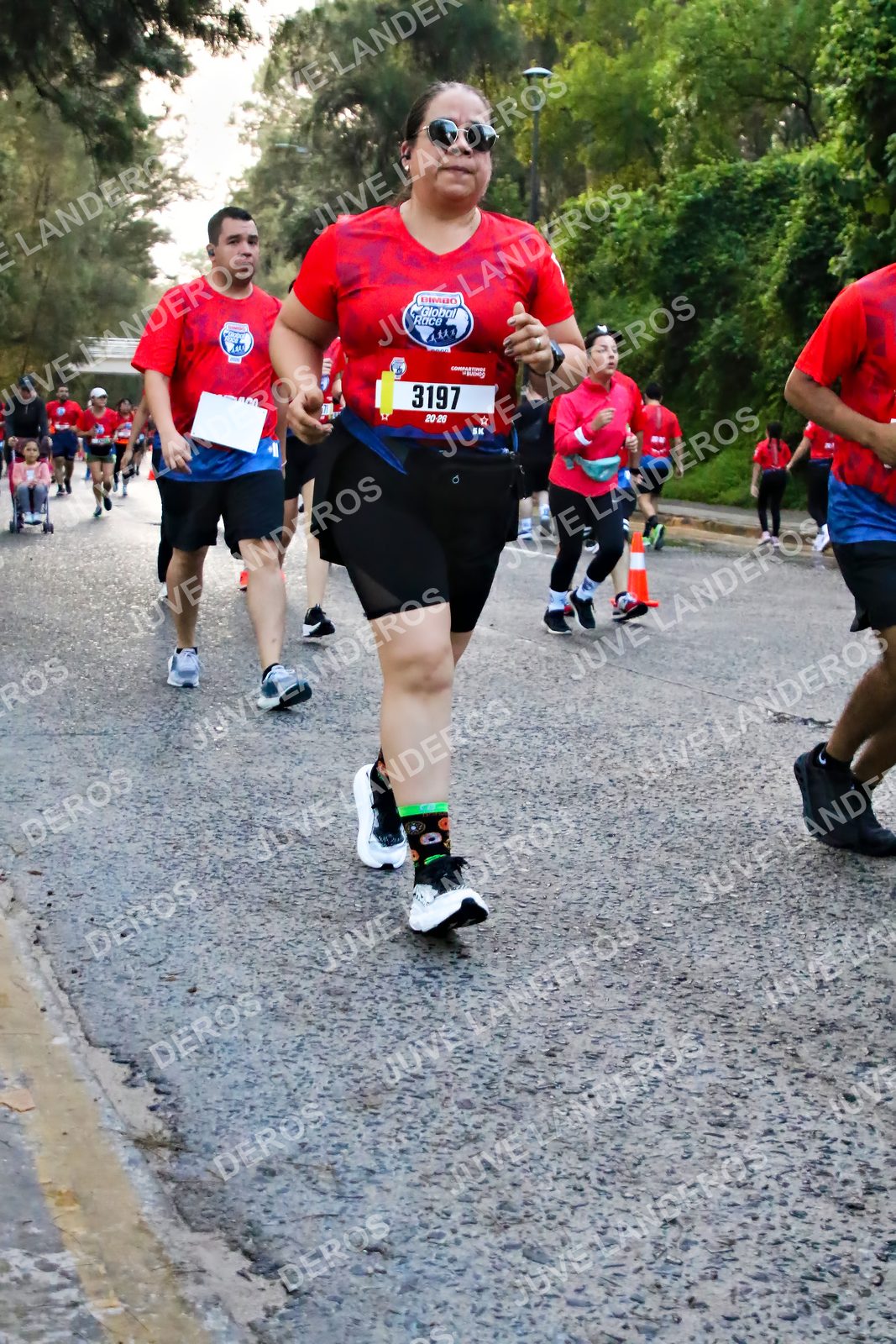 Foto de la CARRERA BIMBO GLOBAL RACE GUADALAJARA en Centro Comercial Andares, Blvd. Puerta de Hierro 4965, Zapopan a las 07:03 · dorsal 3197