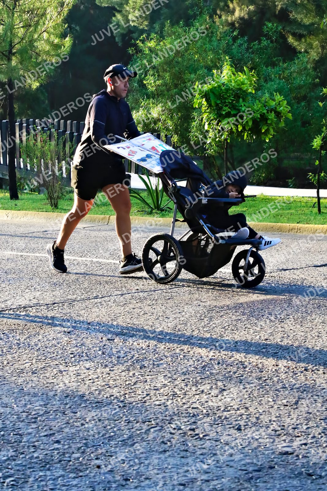 Foto de la CARRERA BIMBO GLOBAL RACE GUADALAJARA en Centro Comercial Andares, Blvd. Puerta de Hierro 4965, Zapopan a las 07:29