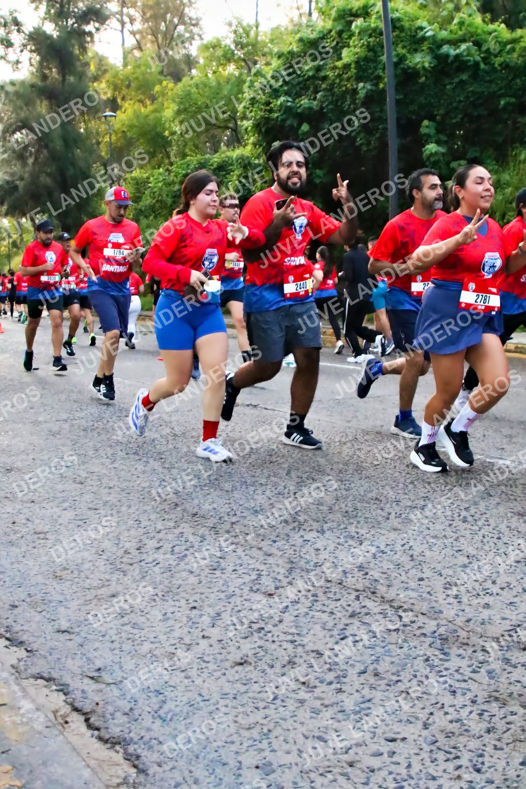 Foto de la CARRERA BIMBO GLOBAL RACE GUADALAJARA en Centro Comercial Andares, Blvd. Puerta de Hierro 4965, Zapopan a las 06:55 · dorsal 2781, 2440