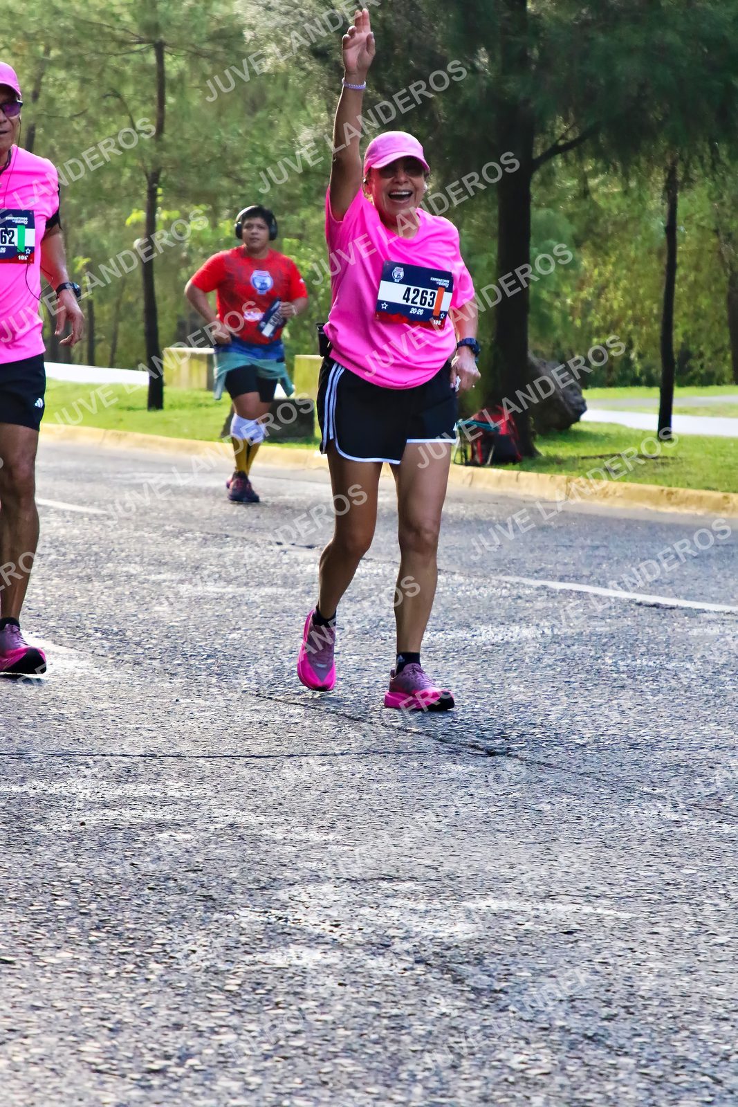 Foto de la CARRERA BIMBO GLOBAL RACE GUADALAJARA en Centro Comercial Andares, Blvd. Puerta de Hierro 4965, Zapopan a las 07:40 · dorsal 4263, 62