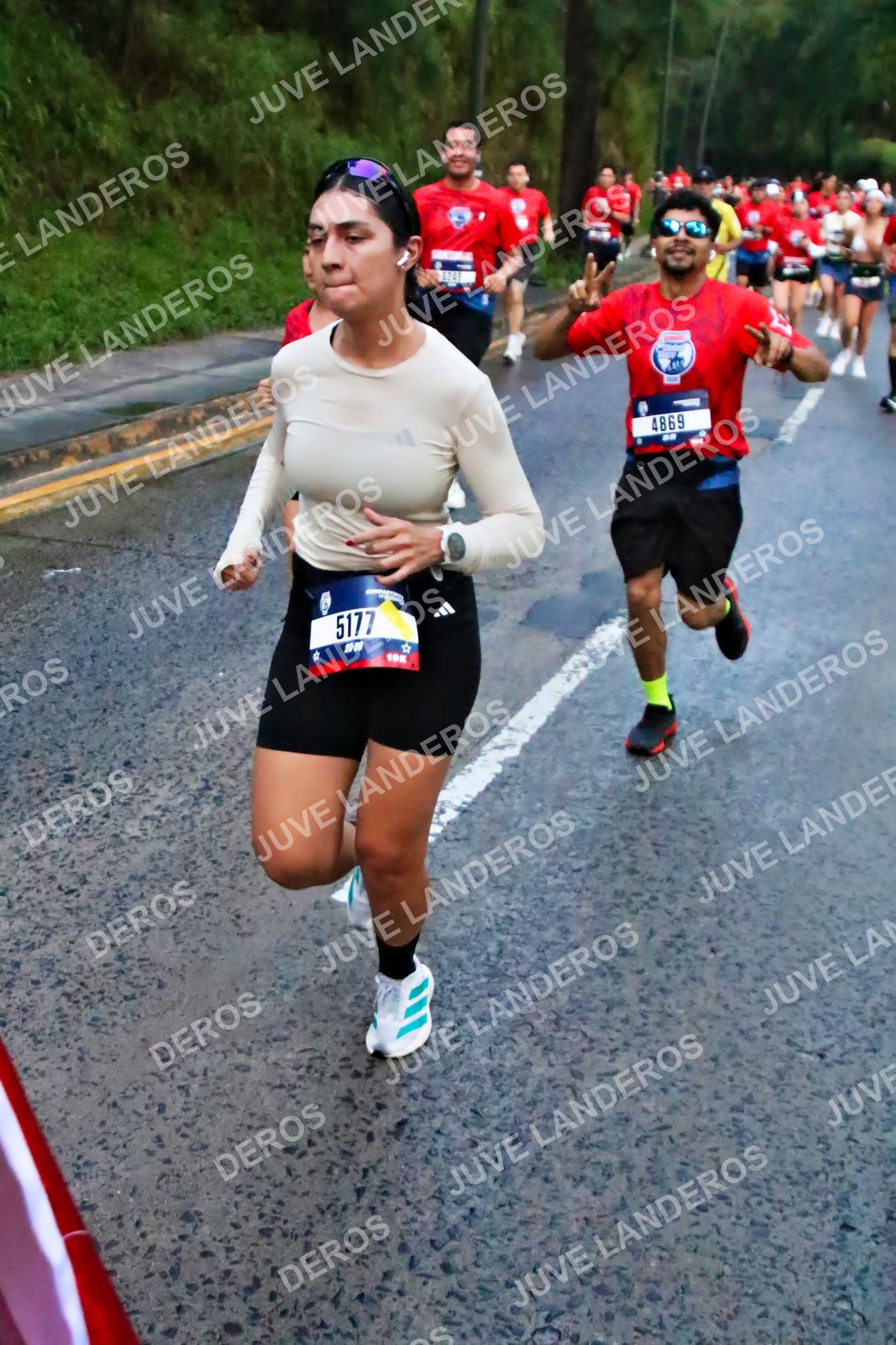 Foto de la CARRERA BIMBO GLOBAL RACE GUADALAJARA en Centro Comercial Andares, Blvd. Puerta de Hierro 4965, Zapopan a las 06:41 · dorsal 5177, 4869