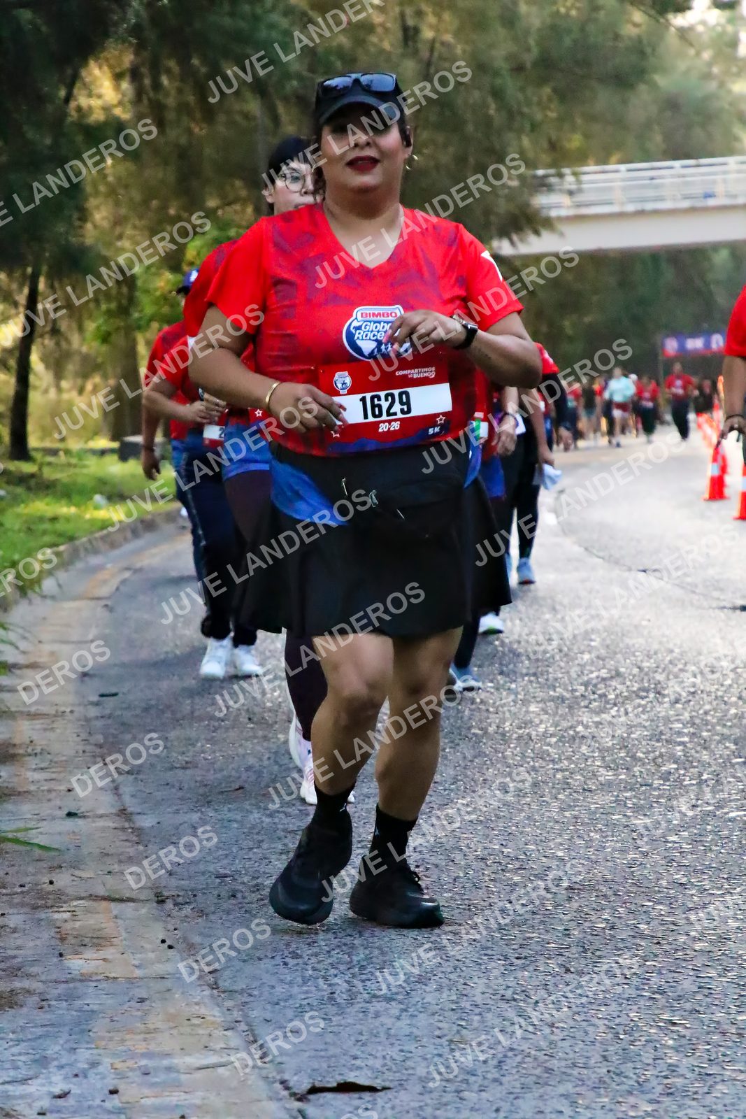 Foto de la CARRERA BIMBO GLOBAL RACE GUADALAJARA en Centro Comercial Andares, Blvd. Puerta de Hierro 4965, Zapopan a las 07:08 · dorsal 1629