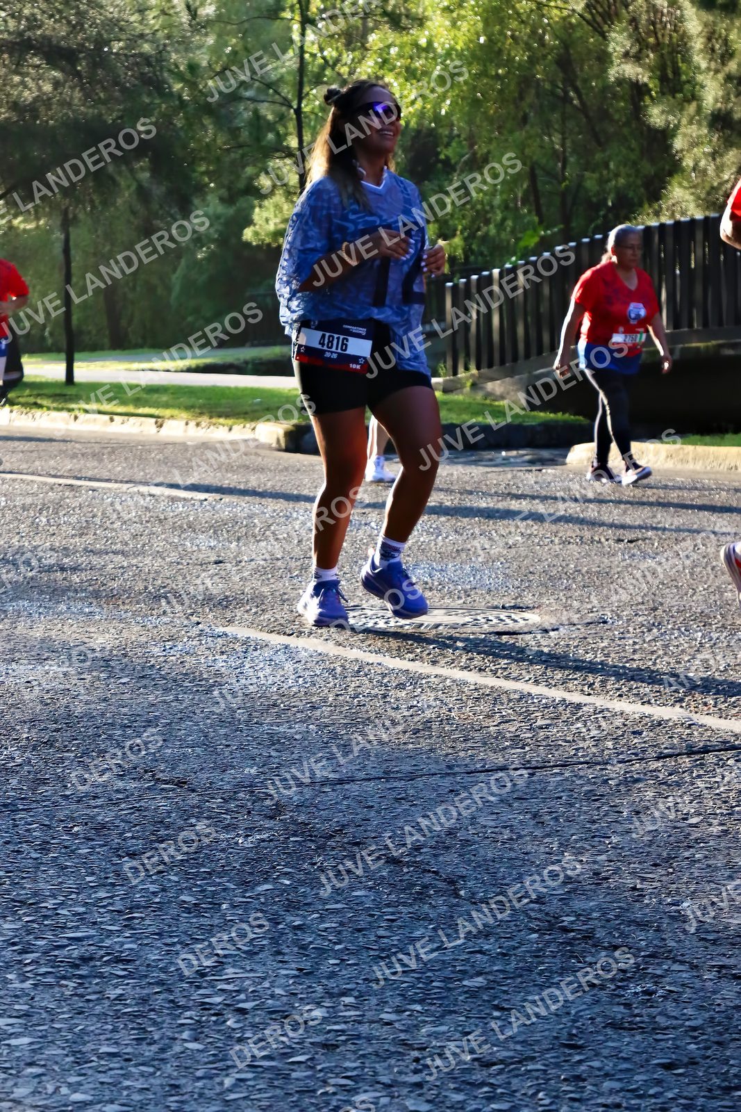 Foto de la CARRERA BIMBO GLOBAL RACE GUADALAJARA en Centro Comercial Andares, Blvd. Puerta de Hierro 4965, Zapopan a las 07:30 · dorsal 4816