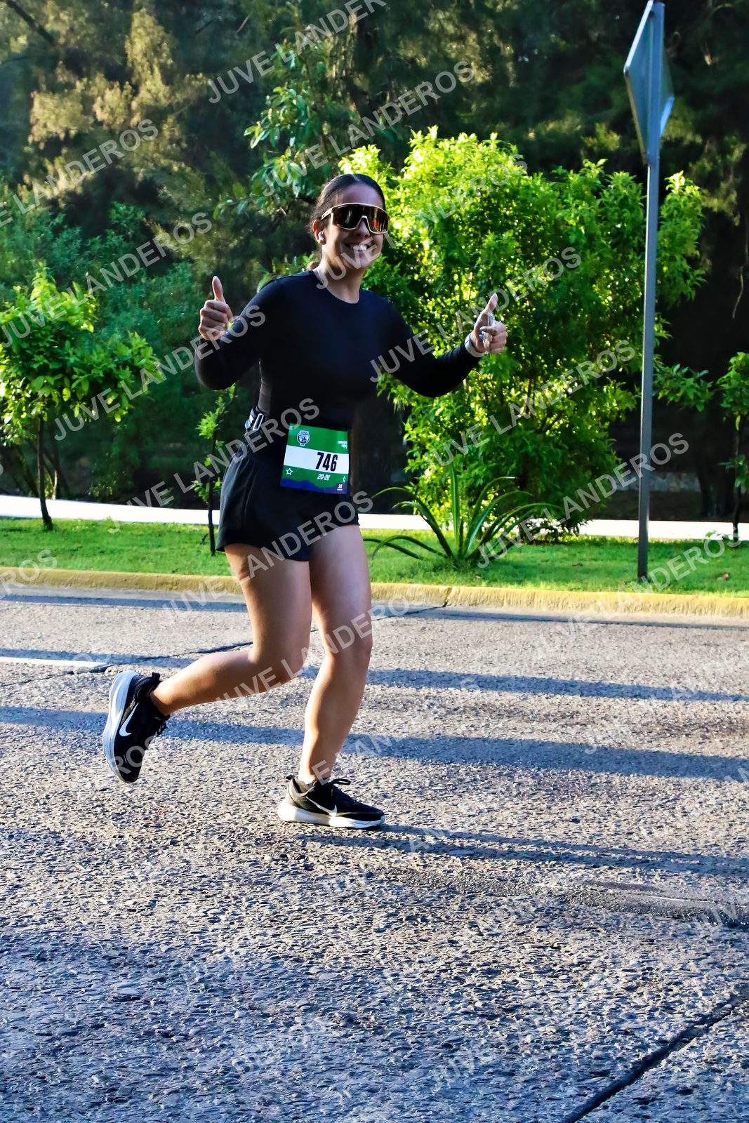 Foto de la CARRERA BIMBO GLOBAL RACE GUADALAJARA en Centro Comercial Andares, Blvd. Puerta de Hierro 4965, Zapopan a las 07:27 · dorsal 746