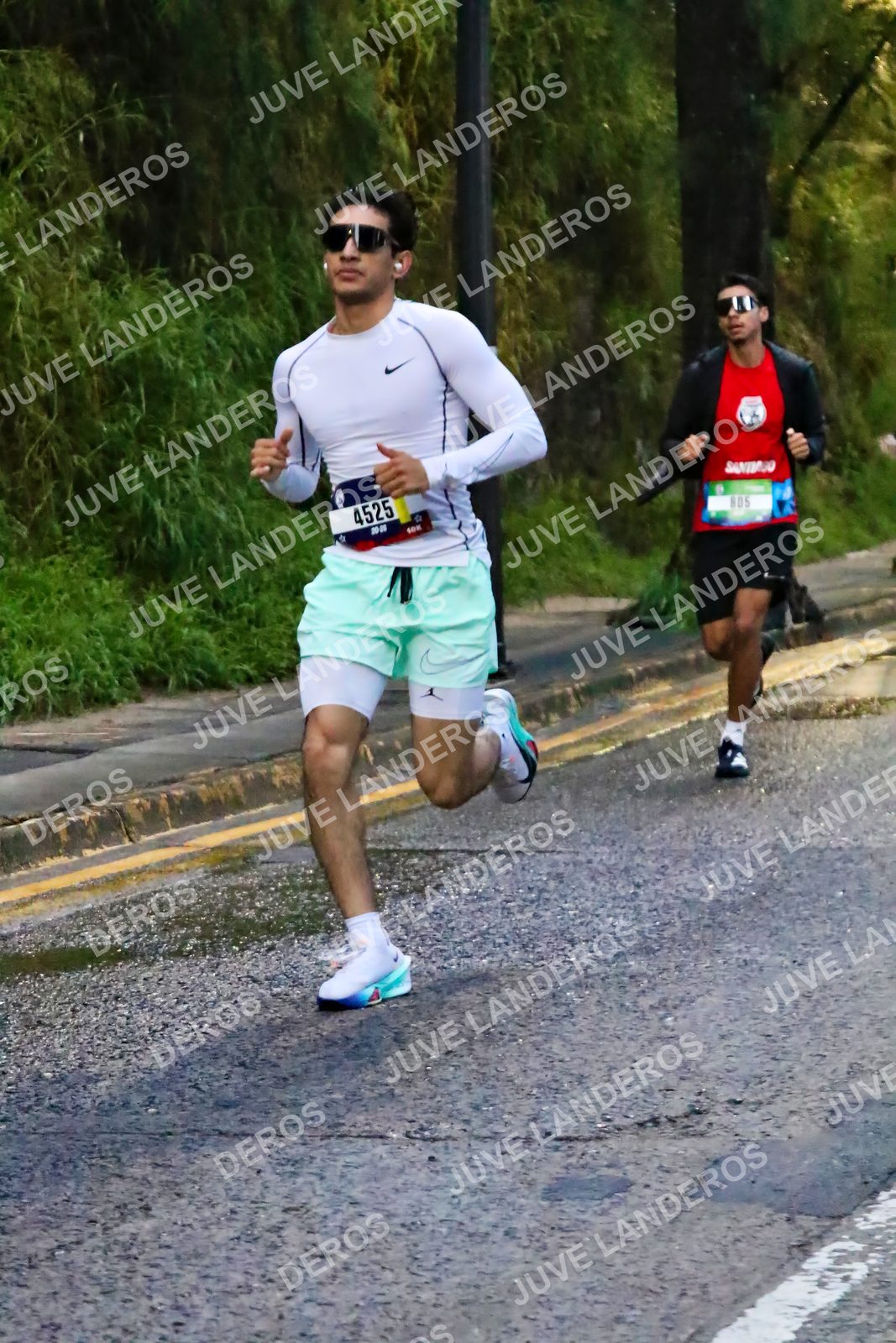 Foto de la CARRERA BIMBO GLOBAL RACE GUADALAJARA en Centro Comercial Andares, Blvd. Puerta de Hierro 4965, Zapopan a las 06:37 · dorsal 4525, 805