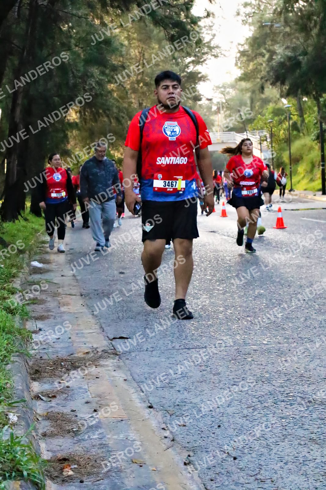 Foto de la CARRERA BIMBO GLOBAL RACE GUADALAJARA en Centro Comercial Andares, Blvd. Puerta de Hierro 4965, Zapopan a las 07:09 · dorsal 3467, 2963