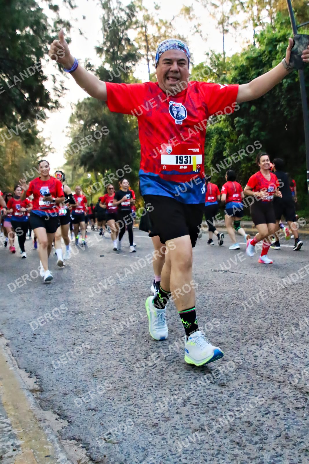 Foto de la CARRERA BIMBO GLOBAL RACE GUADALAJARA en Centro Comercial Andares, Blvd. Puerta de Hierro 4965, Zapopan a las 06:57 · dorsal 1931