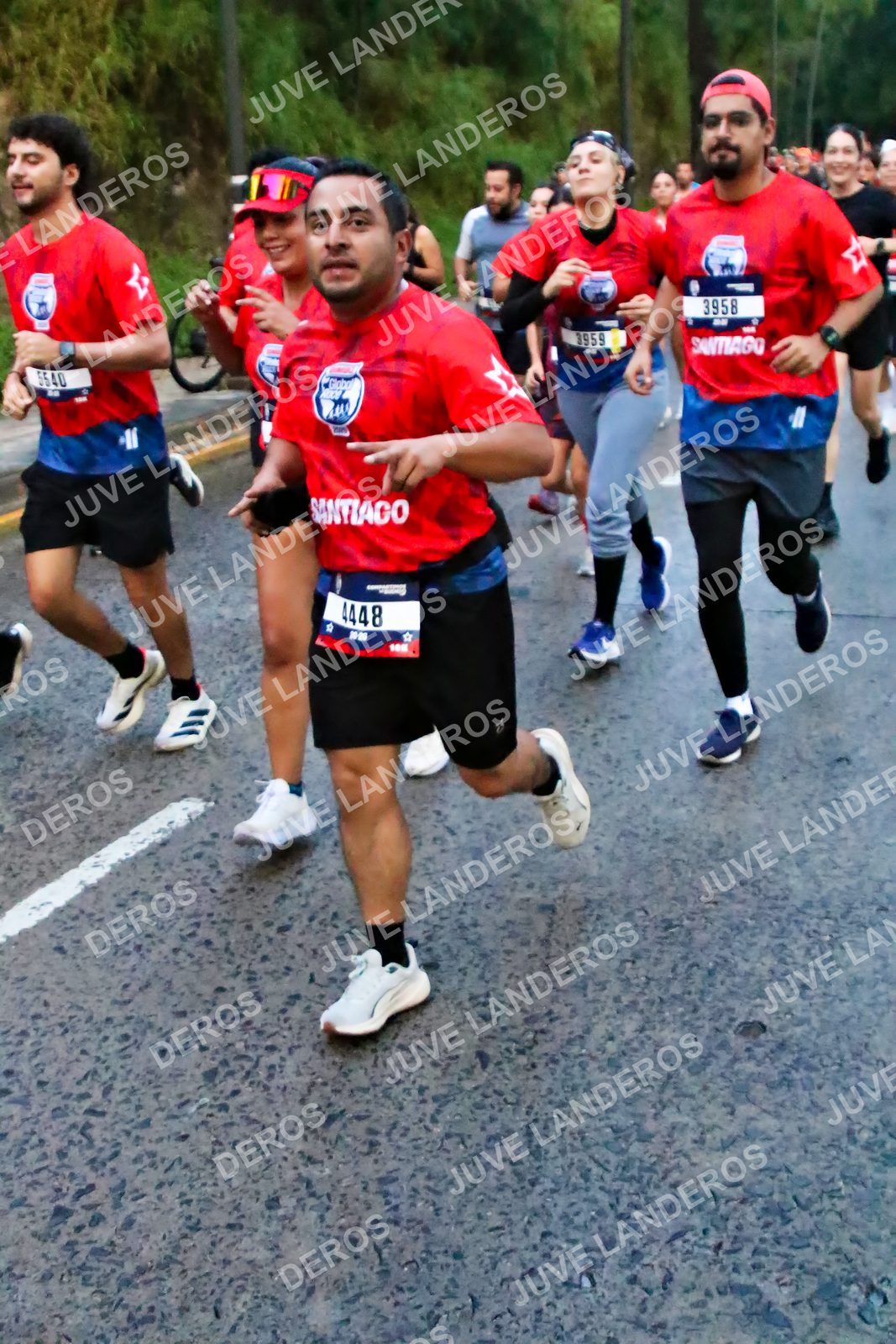 Foto de la CARRERA BIMBO GLOBAL RACE GUADALAJARA en Centro Comercial Andares, Blvd. Puerta de Hierro 4965, Zapopan a las 04:49 · dorsal 3958, 4448, 3959, 5540
