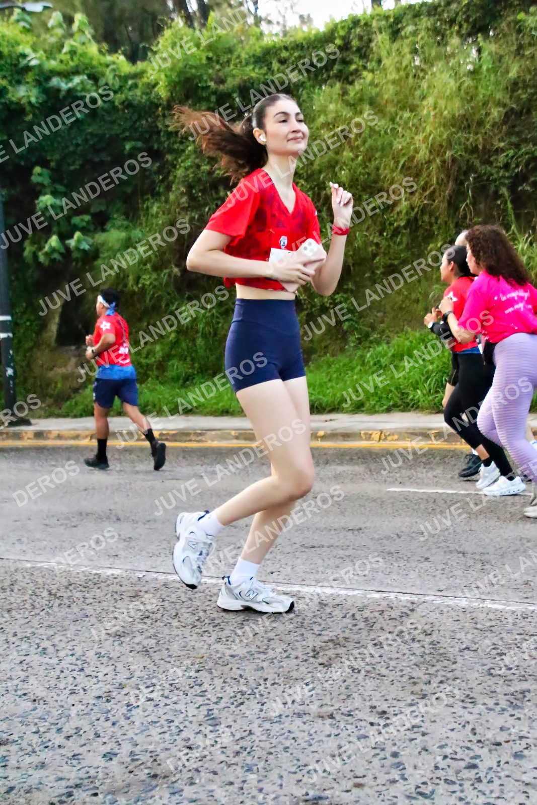 Foto de la CARRERA BIMBO GLOBAL RACE GUADALAJARA en Centro Comercial Andares, Blvd. Puerta de Hierro 4965, Zapopan a las 05:00