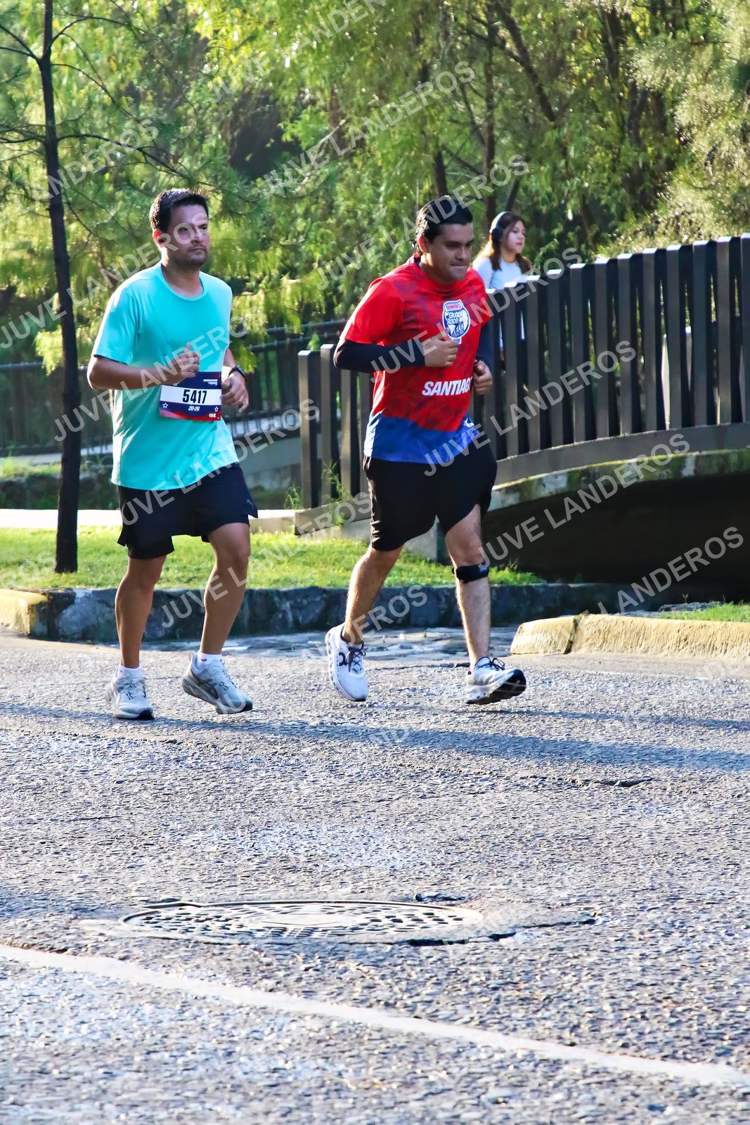 Foto de la CARRERA BIMBO GLOBAL RACE GUADALAJARA en Centro Comercial Andares, Blvd. Puerta de Hierro 4965, Zapopan a las 07:33 · dorsal 5417