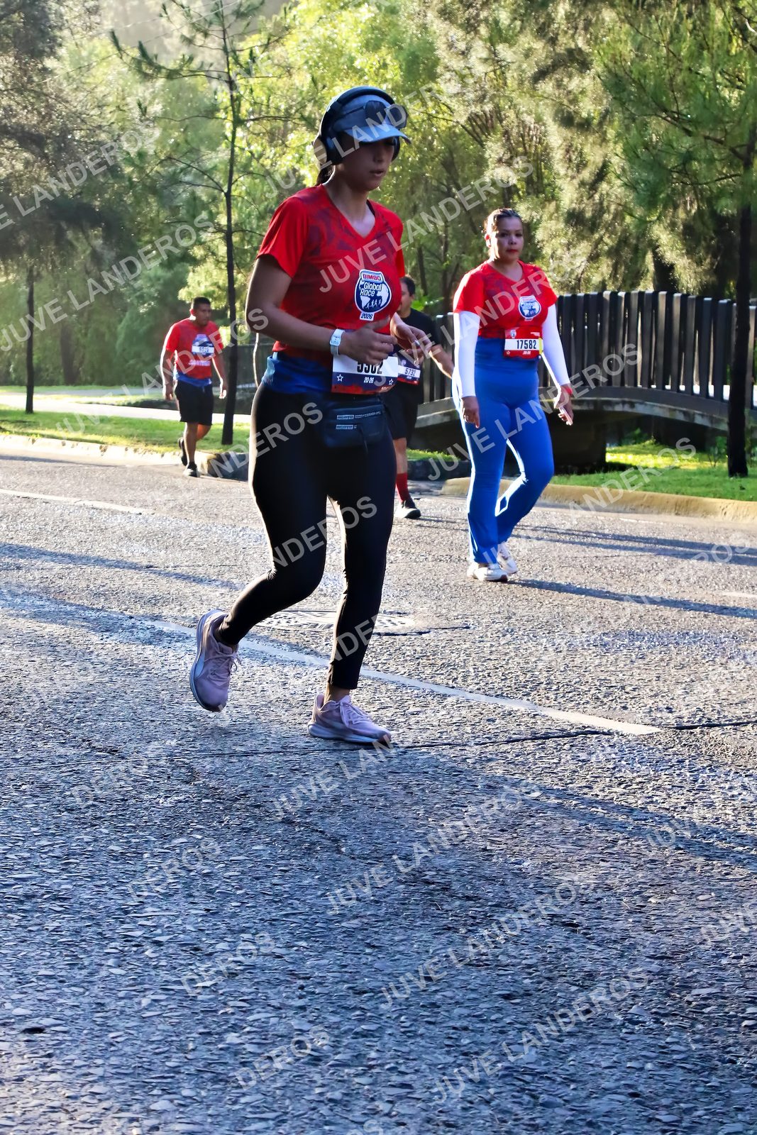 Foto de la CARRERA BIMBO GLOBAL RACE GUADALAJARA en Centro Comercial Andares, Blvd. Puerta de Hierro 4965, Zapopan a las 07:29 · dorsal 17582