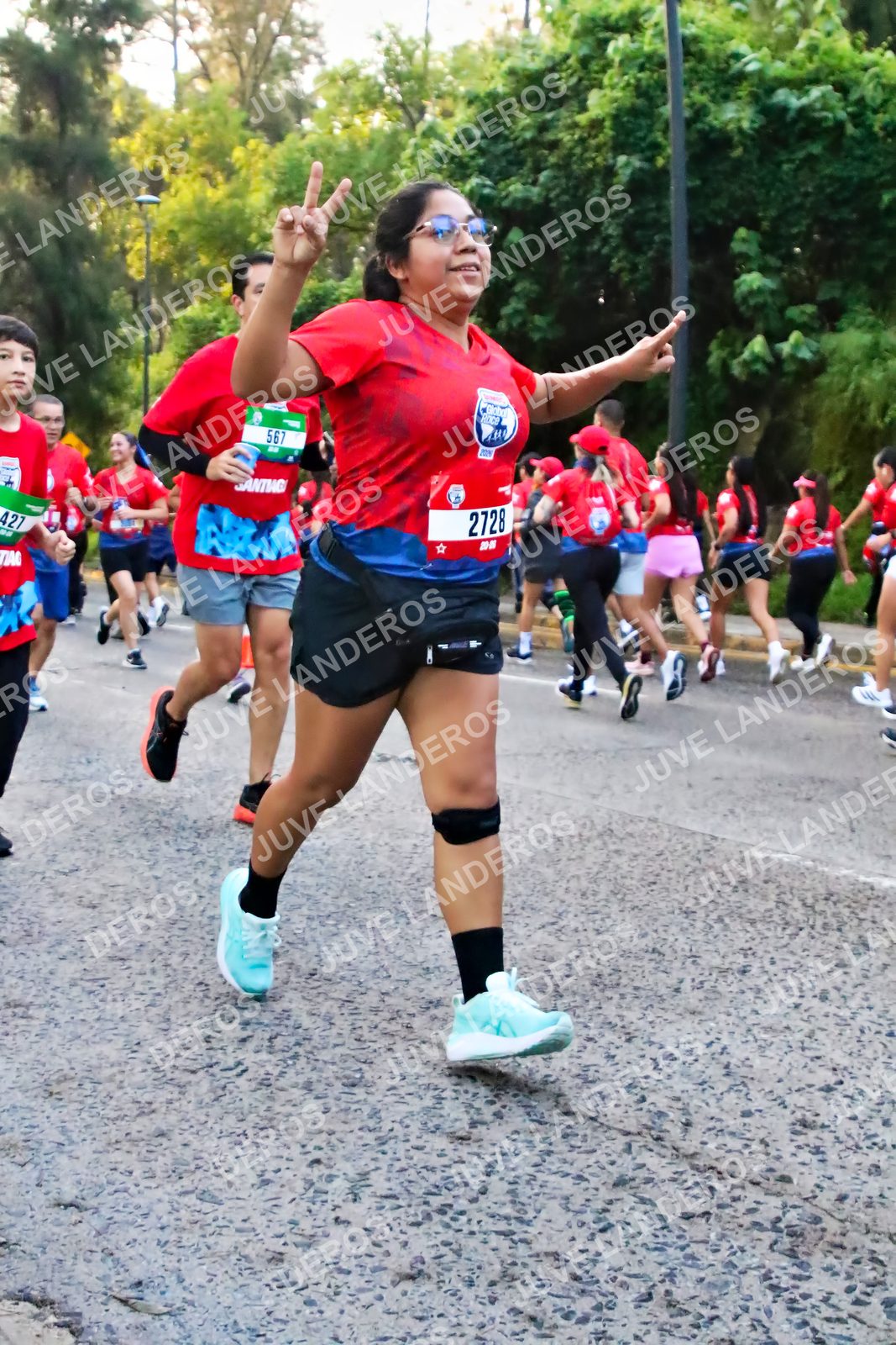 Foto de la CARRERA BIMBO GLOBAL RACE GUADALAJARA en Centro Comercial Andares, Blvd. Puerta de Hierro 4965, Zapopan a las 06:58 · dorsal 2728, 567