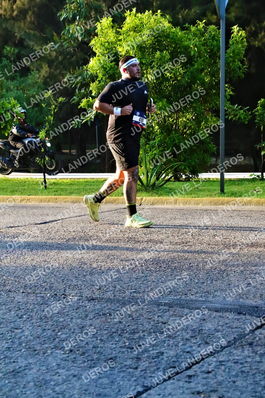Foto de la CARRERA BIMBO GLOBAL RACE GUADALAJARA en Centro Comercial Andares, Blvd. Puerta de Hierro 4965, Zapopan a las 07:33 · dorsal 4197
