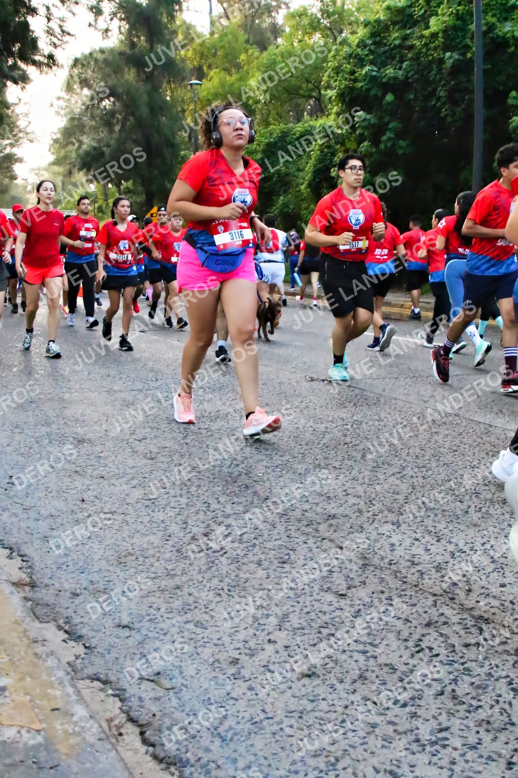 Foto de la CARRERA BIMBO GLOBAL RACE GUADALAJARA en Centro Comercial Andares, Blvd. Puerta de Hierro 4965, Zapopan a las 07:00 · dorsal 3116, 2861