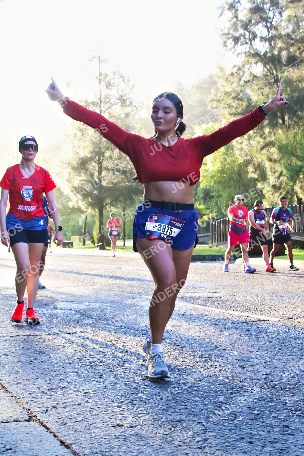 Foto de la CARRERA BIMBO GLOBAL RACE GUADALAJARA en Centro Comercial Andares, Blvd. Puerta de Hierro 4965, Zapopan a las 07:25 · dorsal 3875