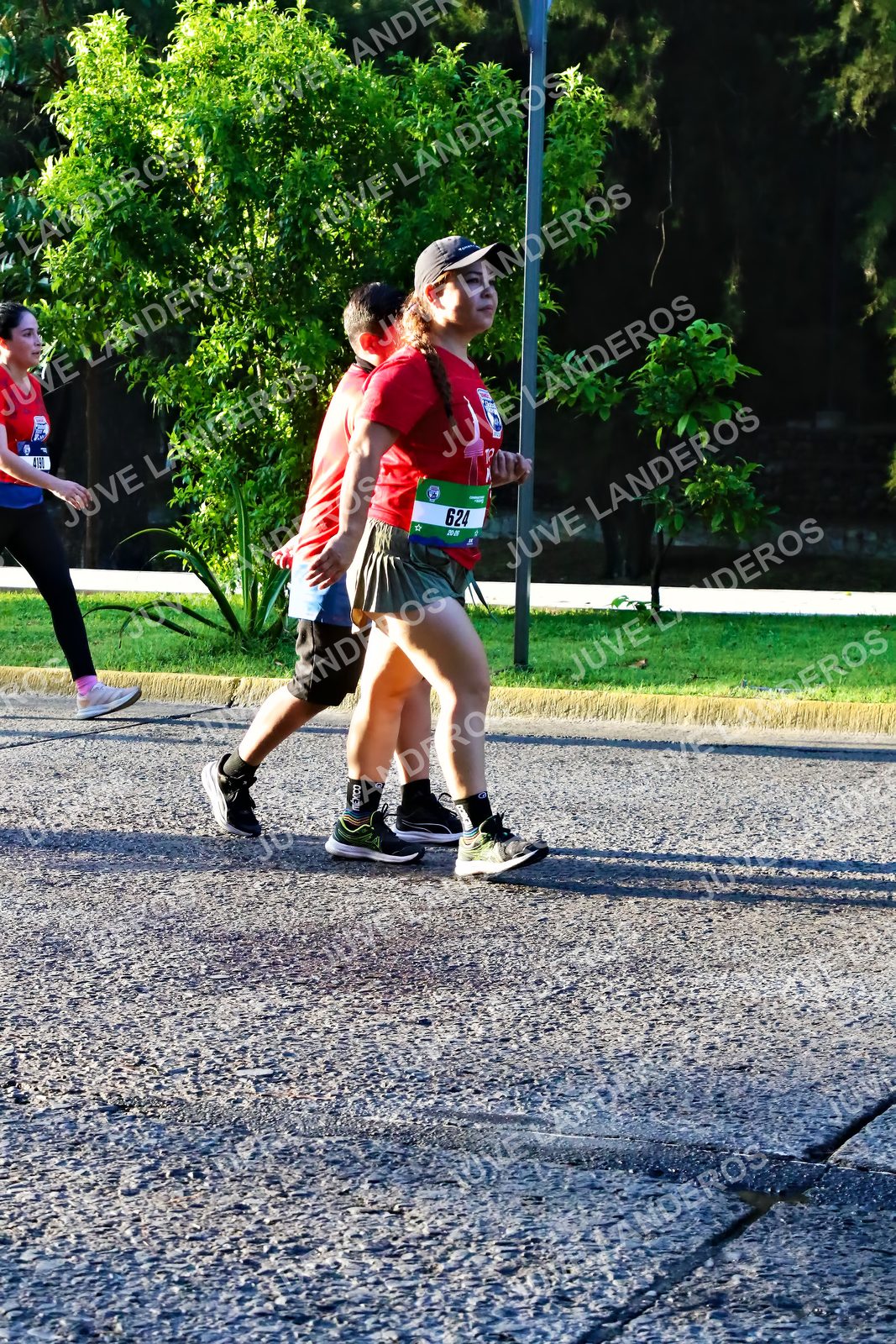 Foto de la CARRERA BIMBO GLOBAL RACE GUADALAJARA en Centro Comercial Andares, Blvd. Puerta de Hierro 4965, Zapopan a las 07:27 · dorsal 624
