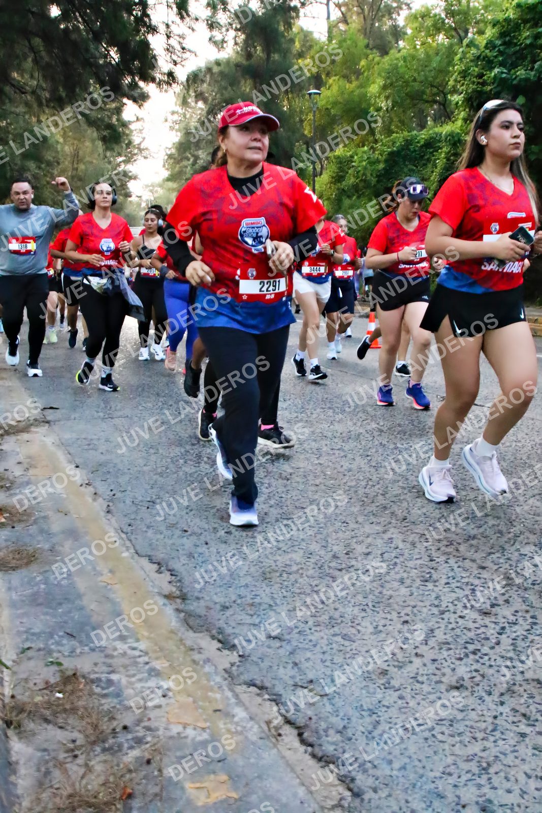 Foto de la CARRERA BIMBO GLOBAL RACE GUADALAJARA en Centro Comercial Andares, Blvd. Puerta de Hierro 4965, Zapopan a las 07:00 · dorsal 2291, 3444