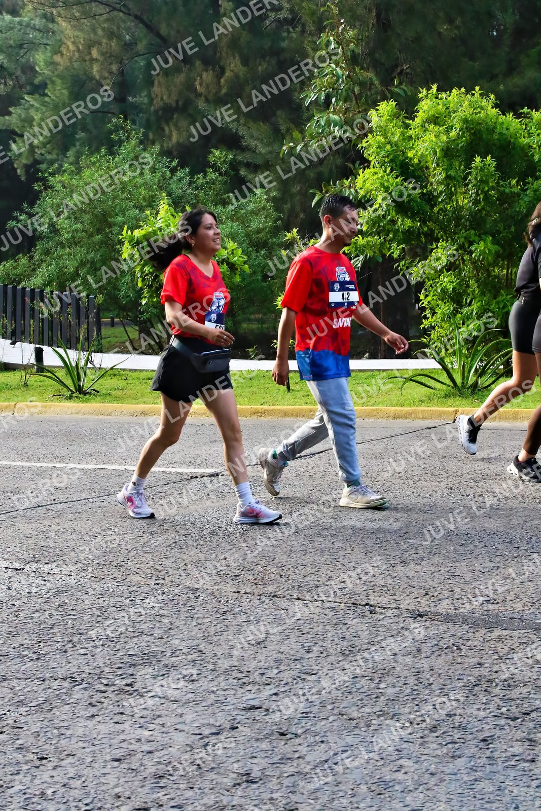 Foto de la CARRERA BIMBO GLOBAL RACE GUADALAJARA en Centro Comercial Andares, Blvd. Puerta de Hierro 4965, Zapopan a las 07:48