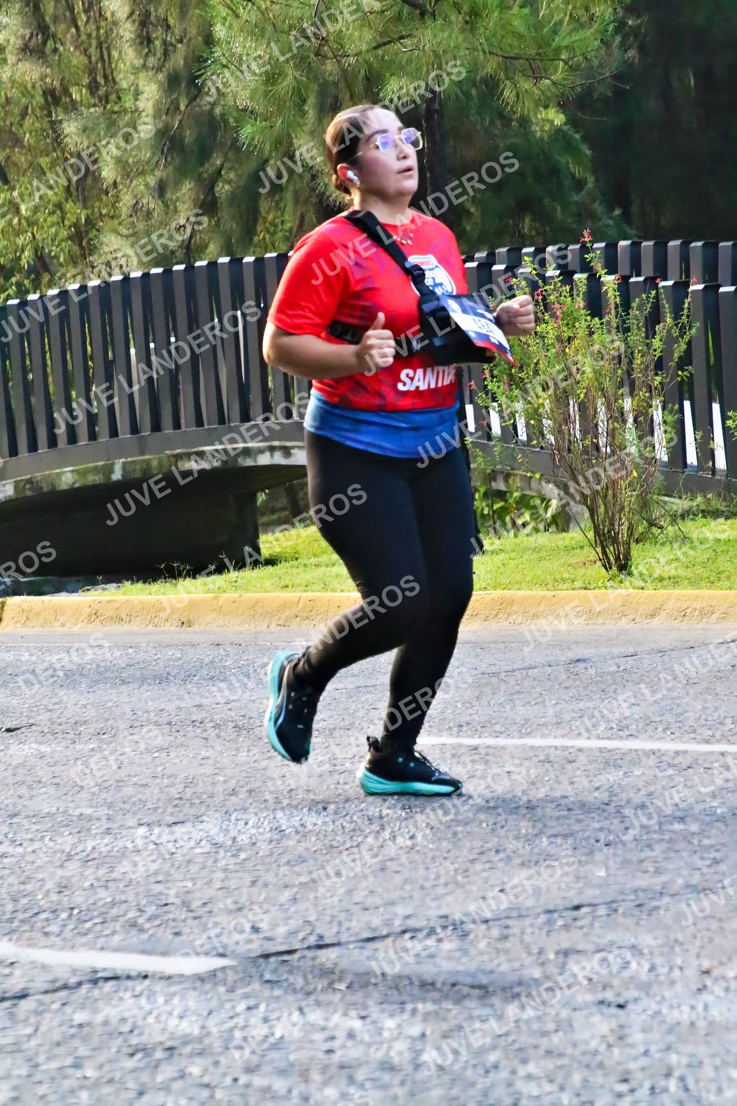 Foto de la CARRERA BIMBO GLOBAL RACE GUADALAJARA en Centro Comercial Andares, Blvd. Puerta de Hierro 4965, Zapopan a las 07:37