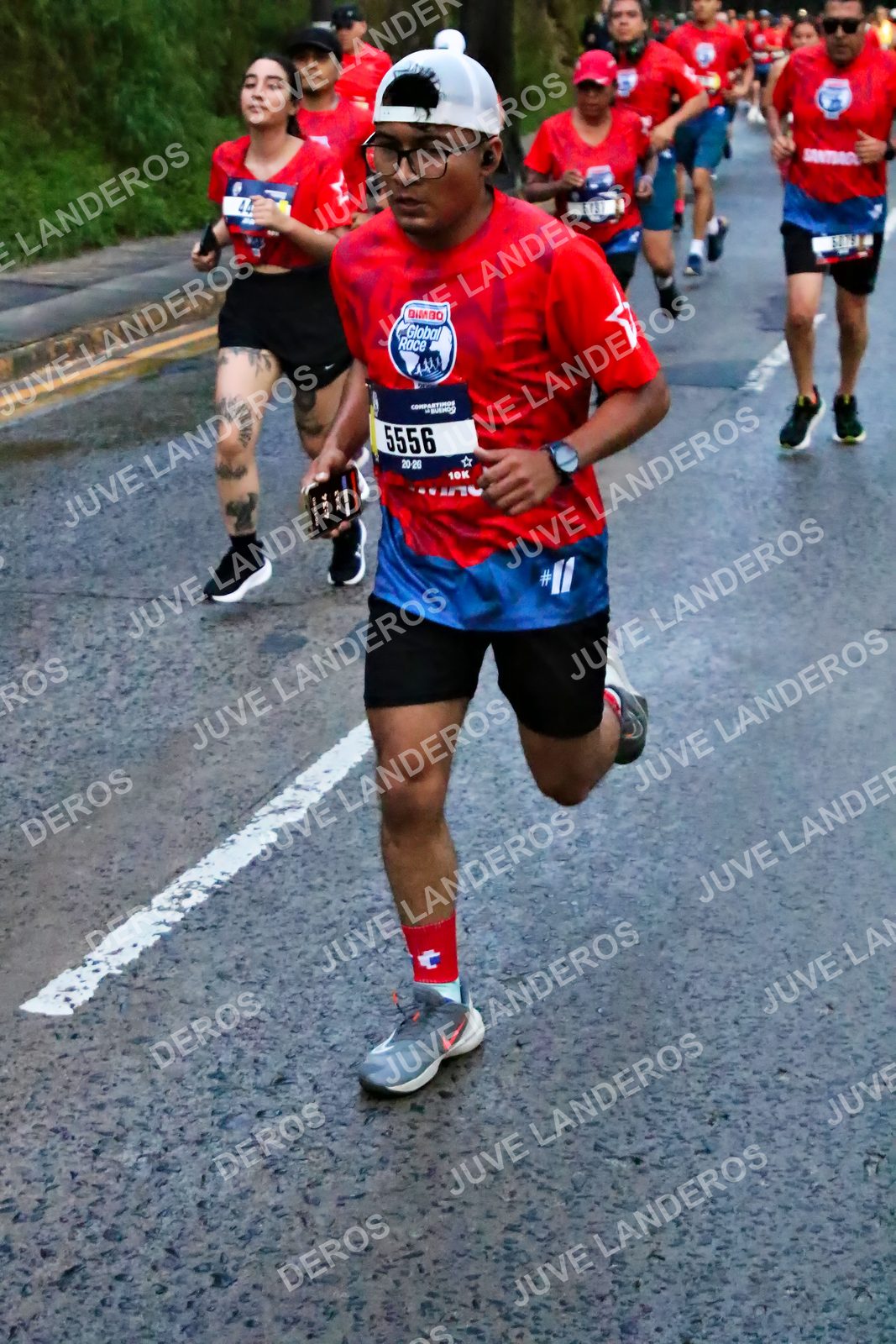 Foto de la CARRERA BIMBO GLOBAL RACE GUADALAJARA en Centro Comercial Andares, Blvd. Puerta de Hierro 4965, Zapopan a las 06:40 · dorsal 5556