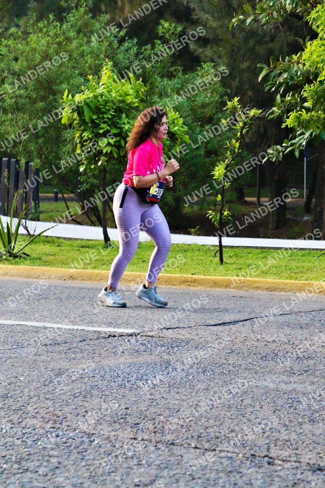 Foto de la CARRERA BIMBO GLOBAL RACE GUADALAJARA en Centro Comercial Andares, Blvd. Puerta de Hierro 4965, Zapopan a las 07:40