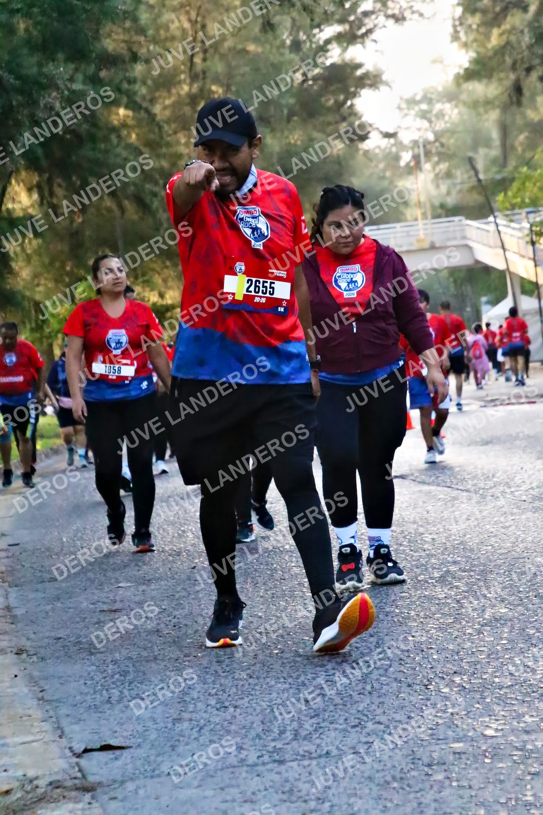 Foto de la CARRERA BIMBO GLOBAL RACE GUADALAJARA en Centro Comercial Andares, Blvd. Puerta de Hierro 4965, Zapopan a las 07:08 · dorsal 2655, 1858