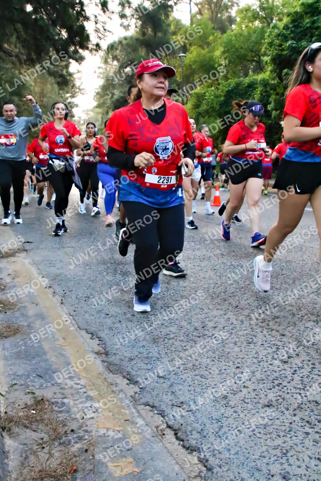 Foto de la CARRERA BIMBO GLOBAL RACE GUADALAJARA en Centro Comercial Andares, Blvd. Puerta de Hierro 4965, Zapopan a las 07:00 · dorsal 2291, 211