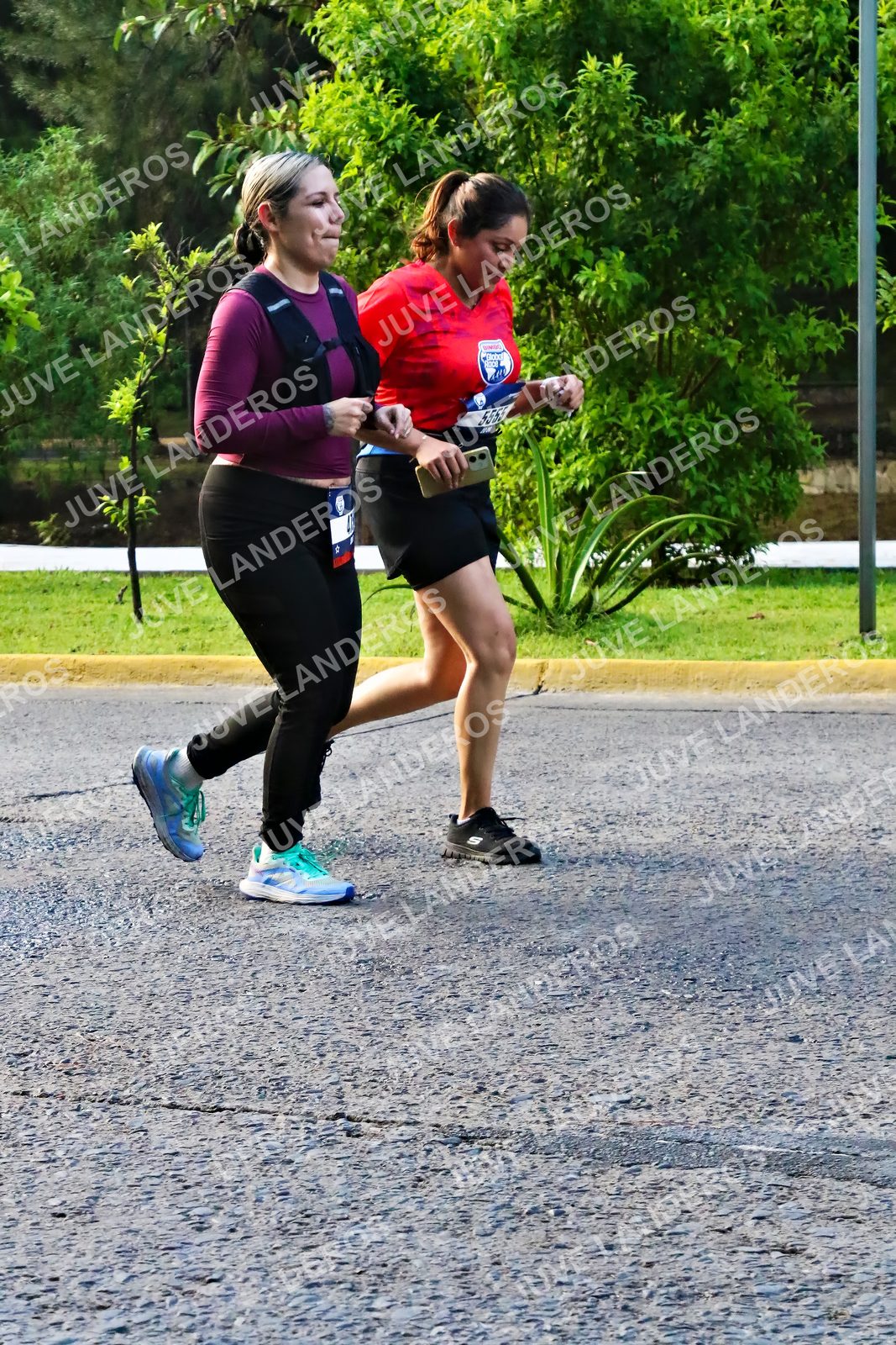 Foto de la CARRERA BIMBO GLOBAL RACE GUADALAJARA en Centro Comercial Andares, Blvd. Puerta de Hierro 4965, Zapopan a las 07:42 · dorsal 5555