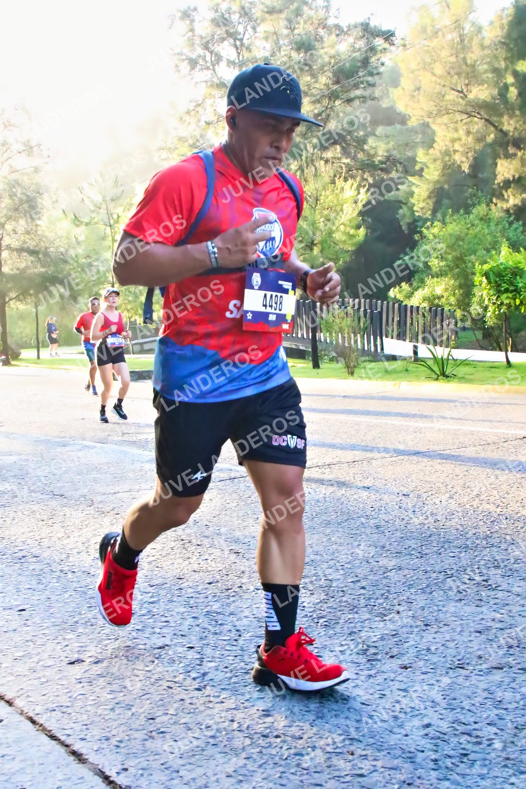 Foto de la CARRERA BIMBO GLOBAL RACE GUADALAJARA en Centro Comercial Andares, Blvd. Puerta de Hierro 4965, Zapopan a las 07:24 · dorsal 4498
