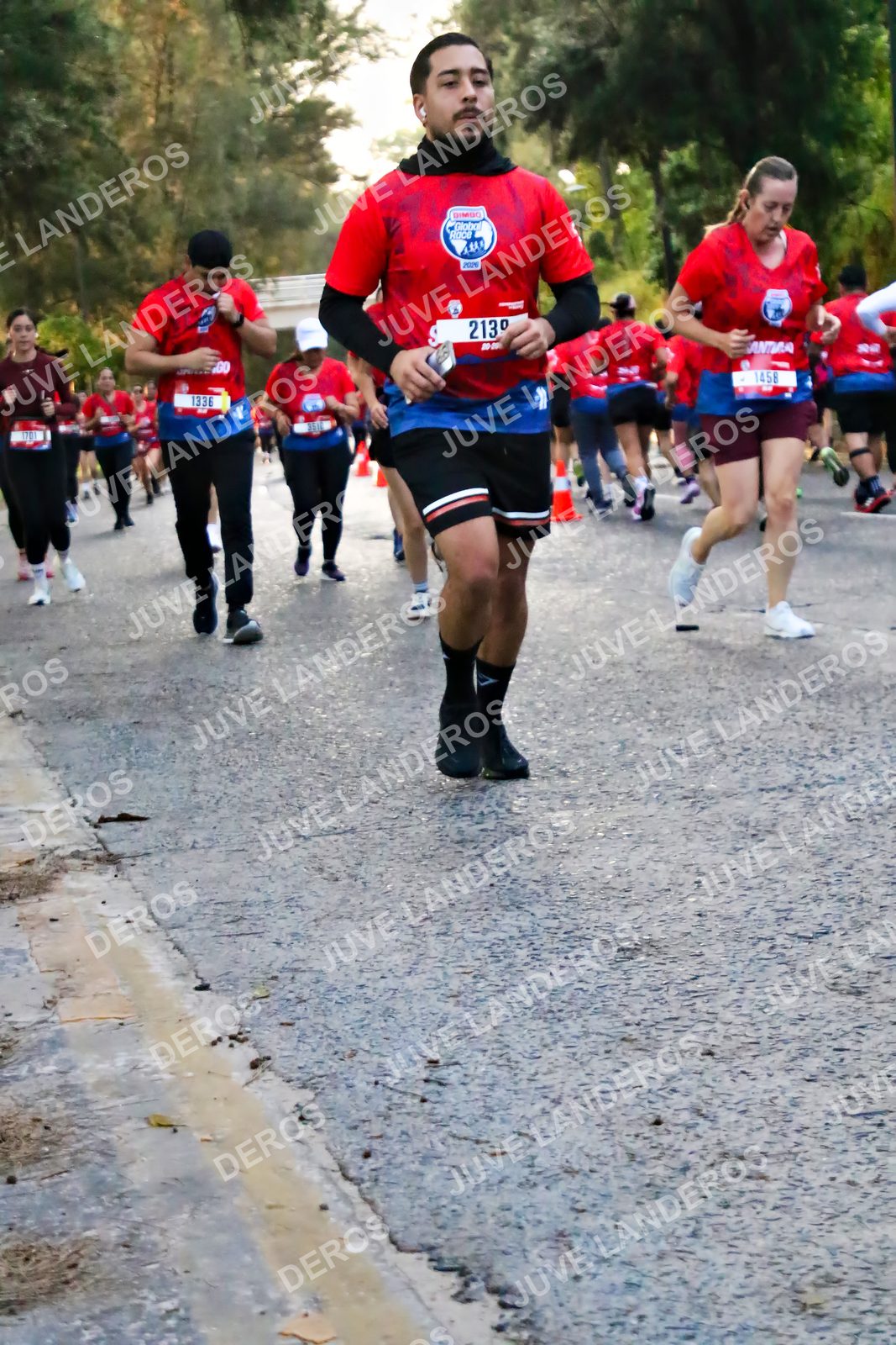 Foto de la CARRERA BIMBO GLOBAL RACE GUADALAJARA en Centro Comercial Andares, Blvd. Puerta de Hierro 4965, Zapopan a las 06:56 · dorsal 1458