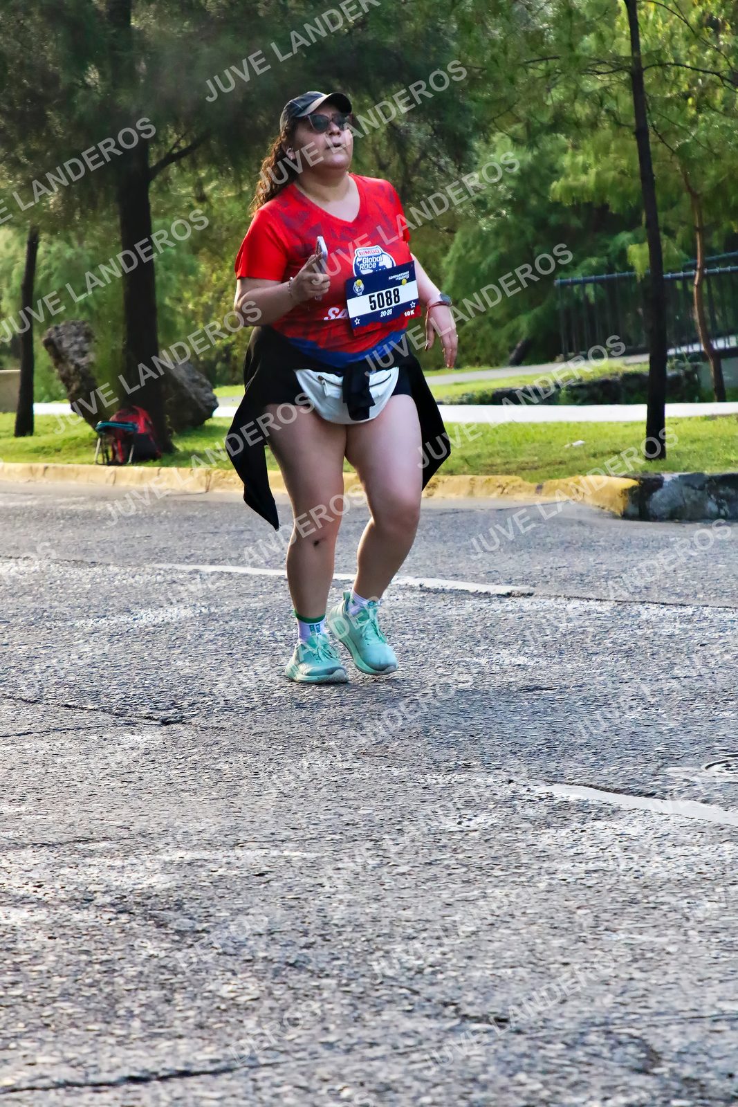 Foto de la CARRERA BIMBO GLOBAL RACE GUADALAJARA en Centro Comercial Andares, Blvd. Puerta de Hierro 4965, Zapopan a las 07:39 · dorsal 5088