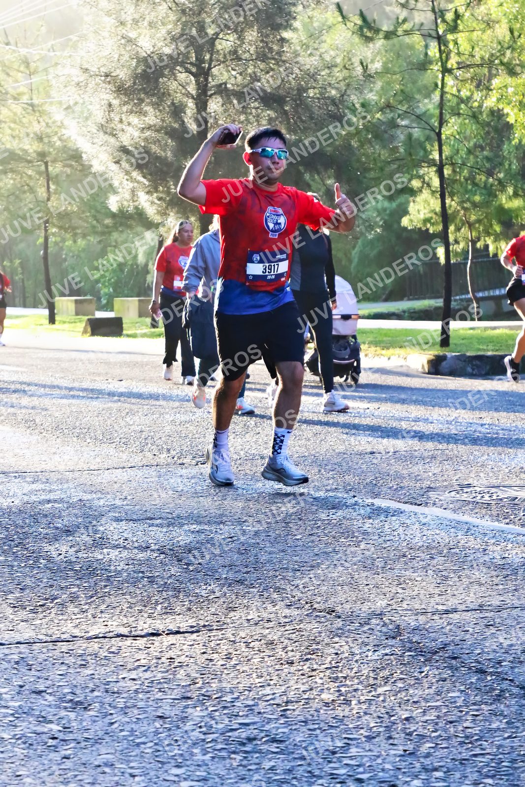 Foto de la CARRERA BIMBO GLOBAL RACE GUADALAJARA en Centro Comercial Andares, Blvd. Puerta de Hierro 4965, Zapopan a las 07:26 · dorsal 3917