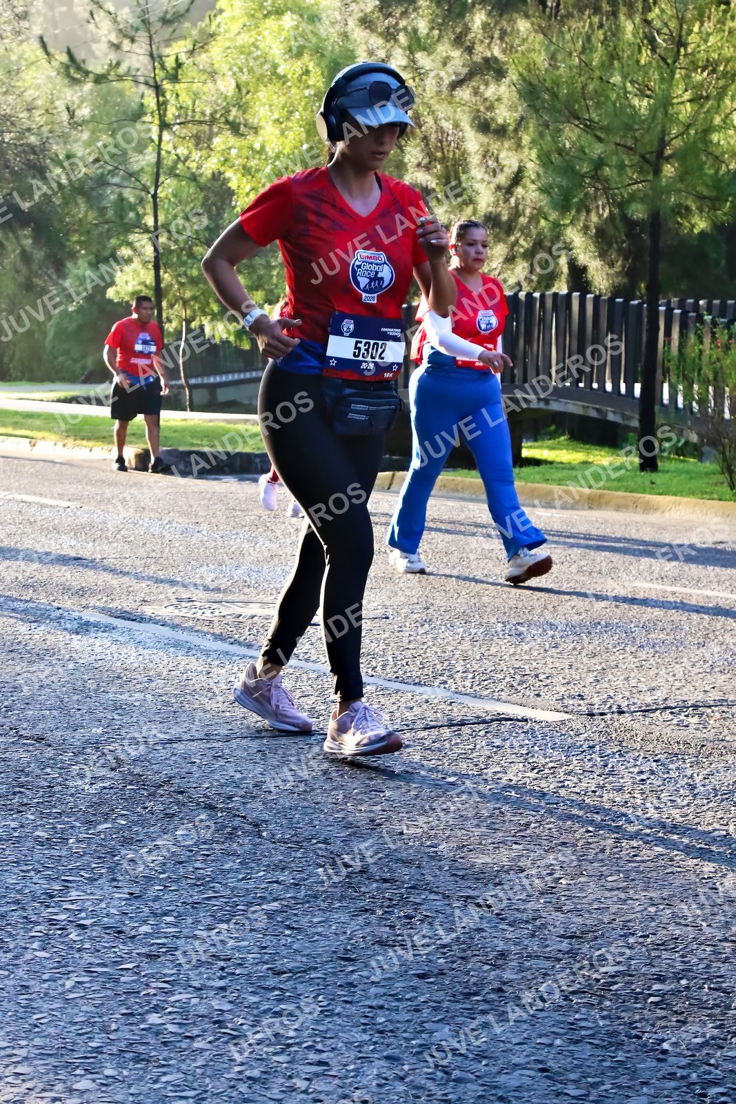 Foto de la CARRERA BIMBO GLOBAL RACE GUADALAJARA en Centro Comercial Andares, Blvd. Puerta de Hierro 4965, Zapopan a las 07:29 · dorsal 5302, 2020